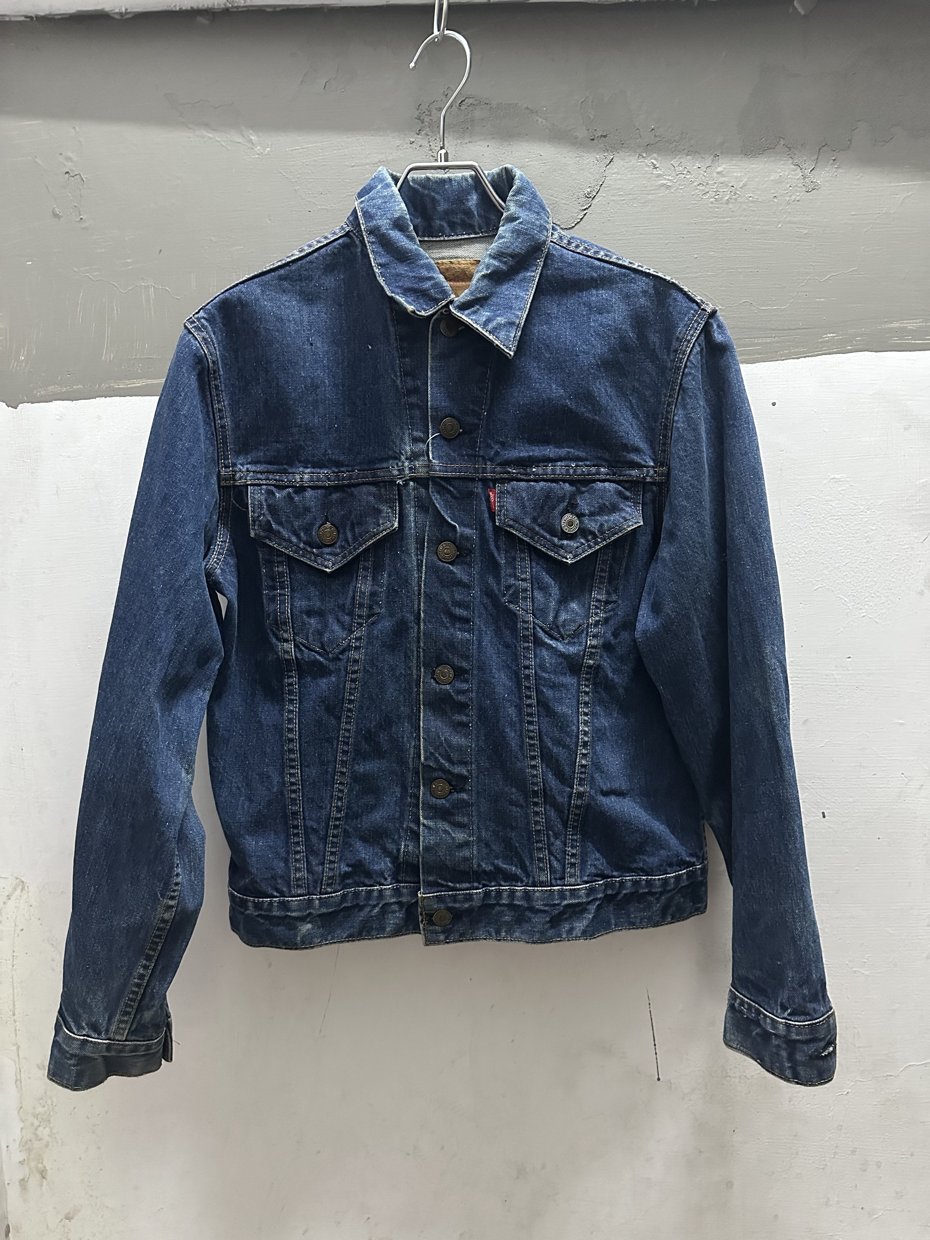 70’s Levi’s 70505 Denim Jacket *Sun Fade