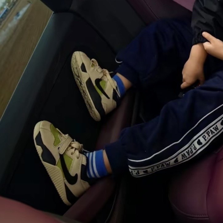 TRAVIS SCOTT X JORDAN JUMPMAN JACK TR 螢光黃 倒鉤 童鞋 聯名款 FJ2852-102