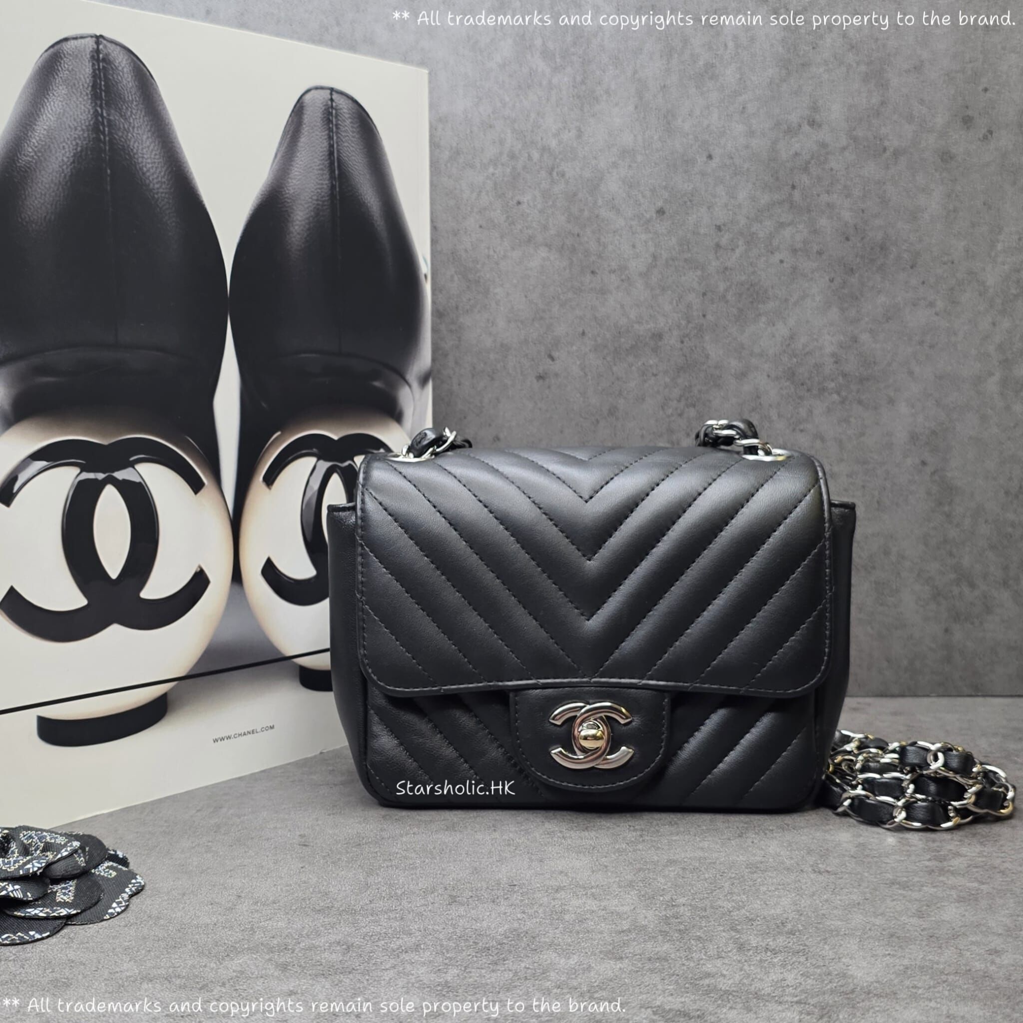CHANEL Classic Flap 17cm *V 紋*