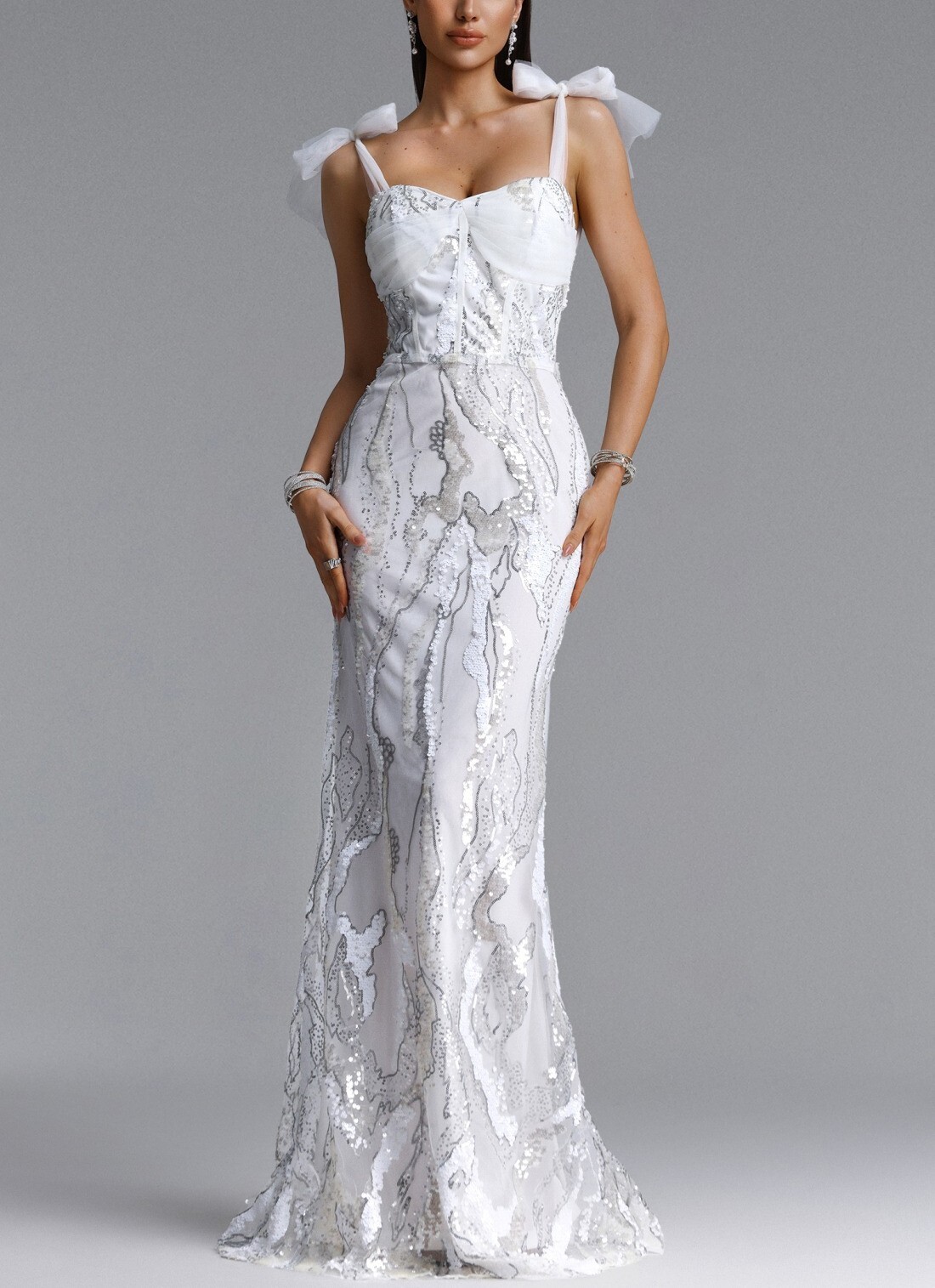 White Dance白色亮片圖紋網紗蝴蝶結肩帶Dress