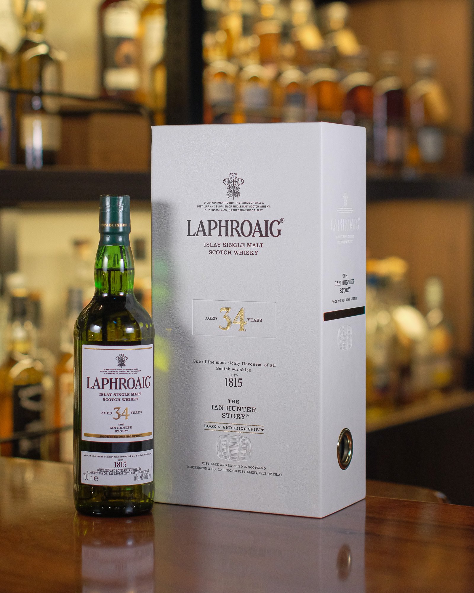 Laphroaig 34YO - The Ian Hunter Story Book 5: Enduring Spirit 45.5%