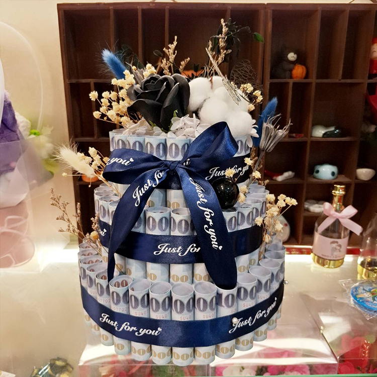 千元鈔票生日蛋糕