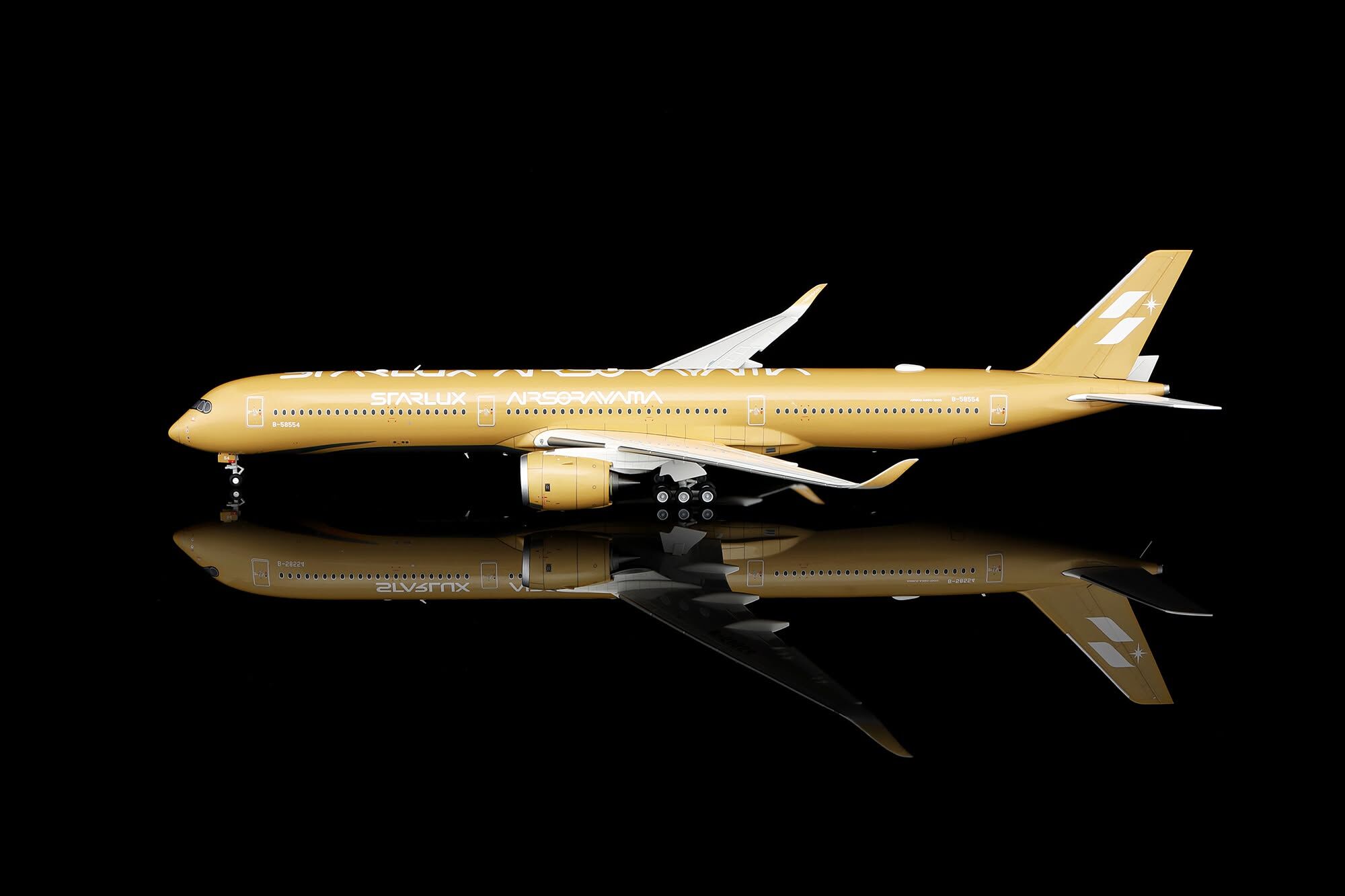 1/200 星宇航空 A350-1000 機編:B-58554「Airsorayama 金色塗裝」第一批