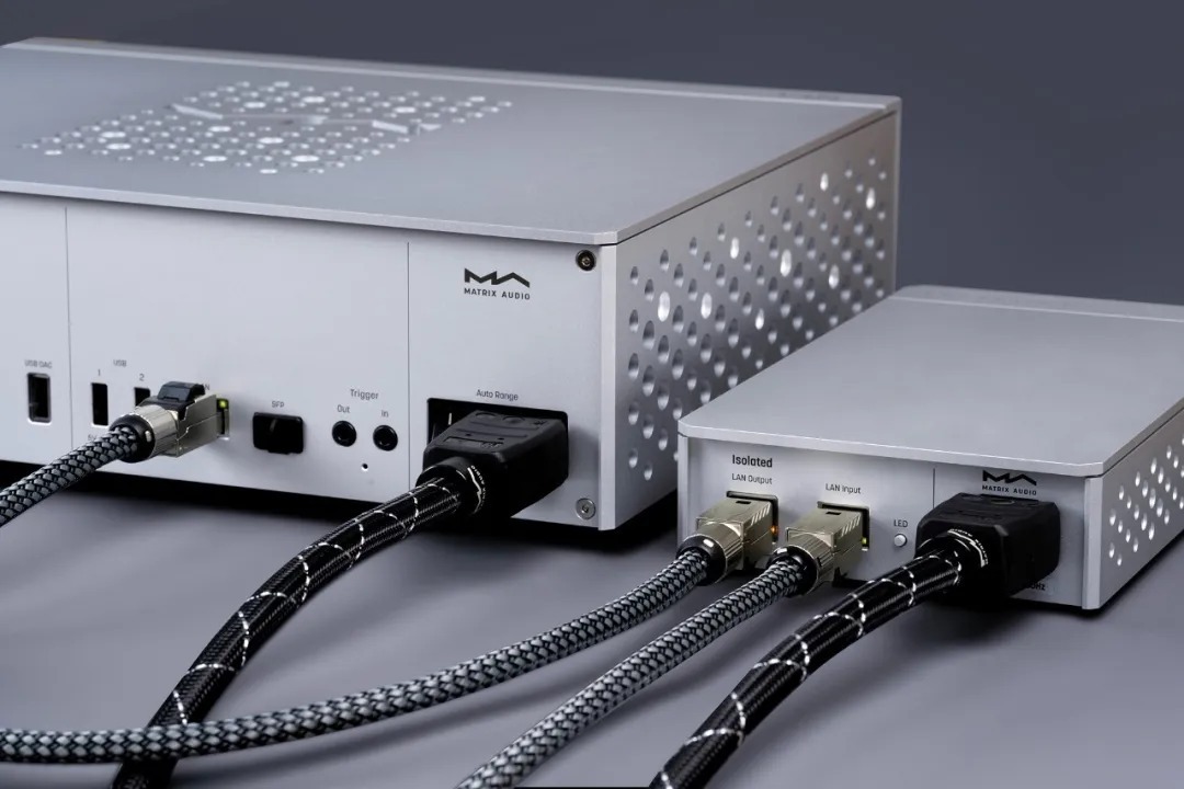 產品評測| 知名Hi-Fi 頻道Moon Audio 深度解讀矩聲SI-1 音訊等級網路隔離器