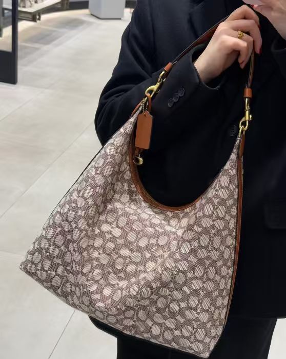 【預購】Coach N091155 Juliet 大容量單肩包