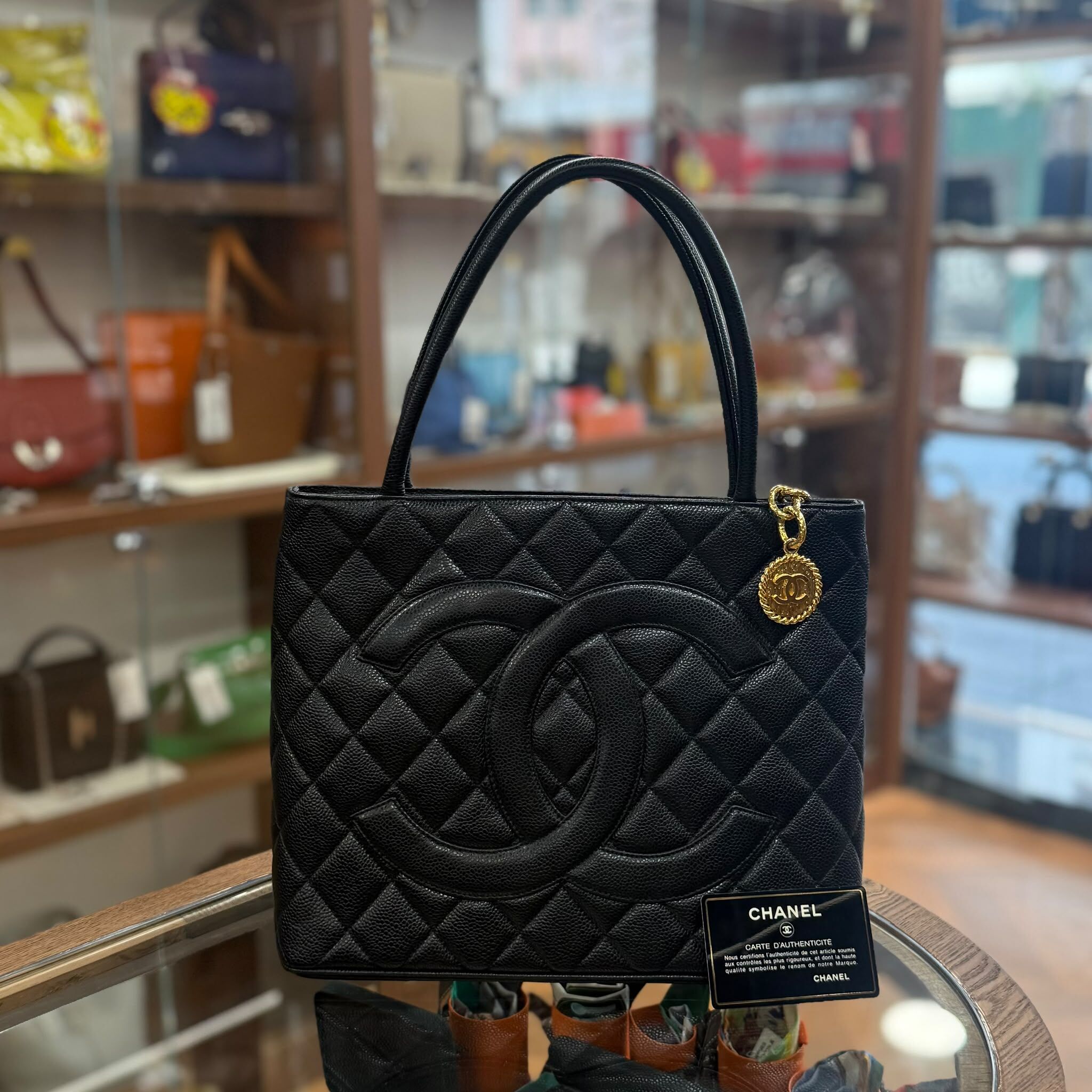 98%NEW USED CHANEL VINTAGE TOTE BAG CAVIAR 黑色荔枝皮金扣 #65開 #香奈兒中古包 #絕版希爾頓包