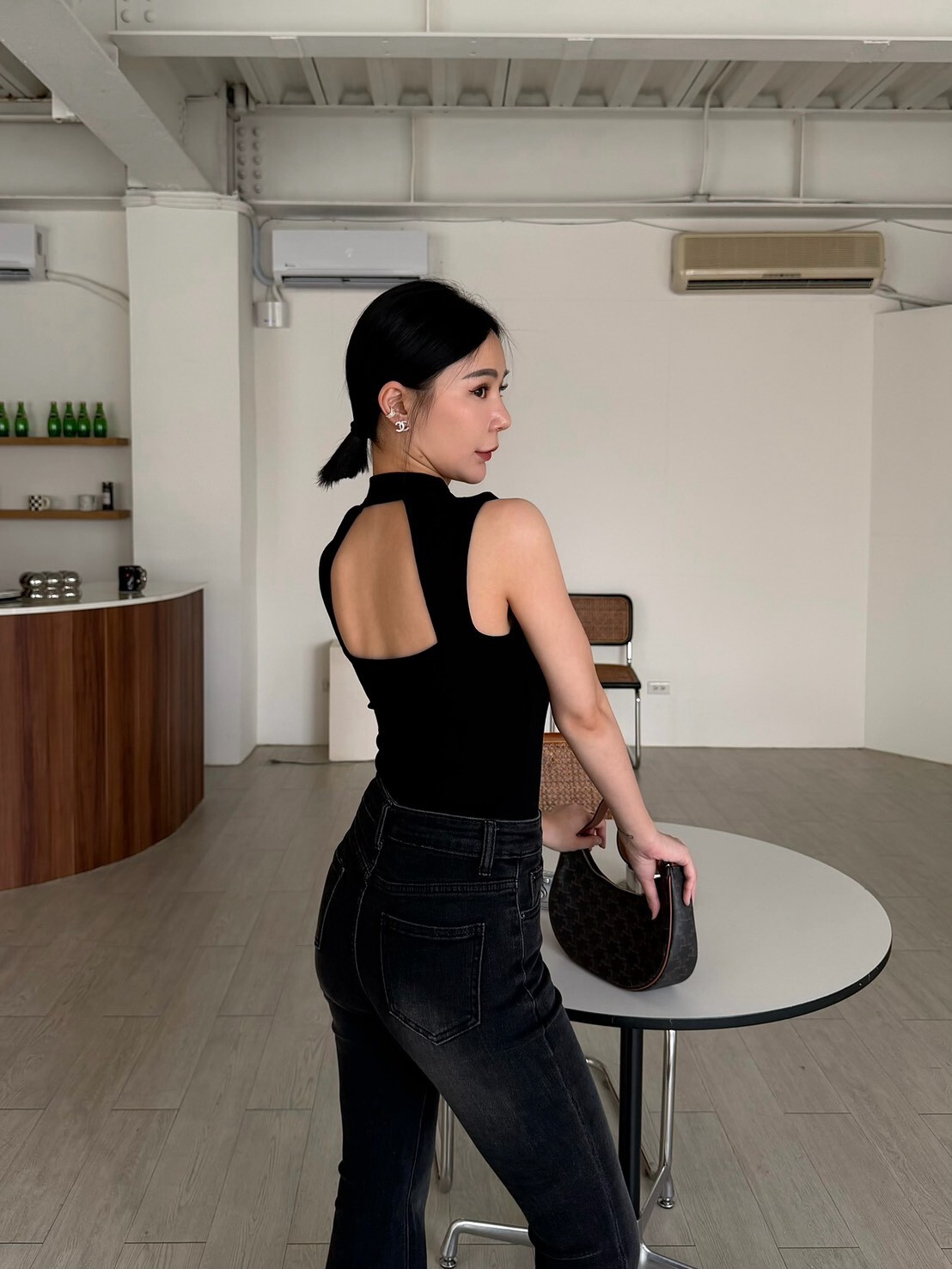 微高領彈棉美背BRATOP