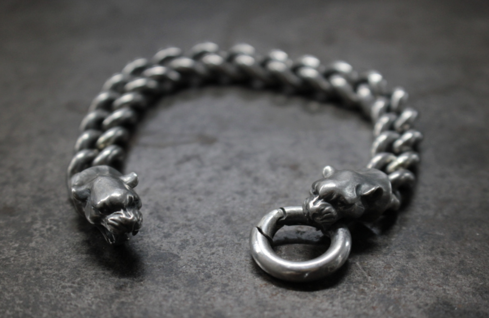 FCB-02 2 small panther joint SSR bracelet/twist chain price