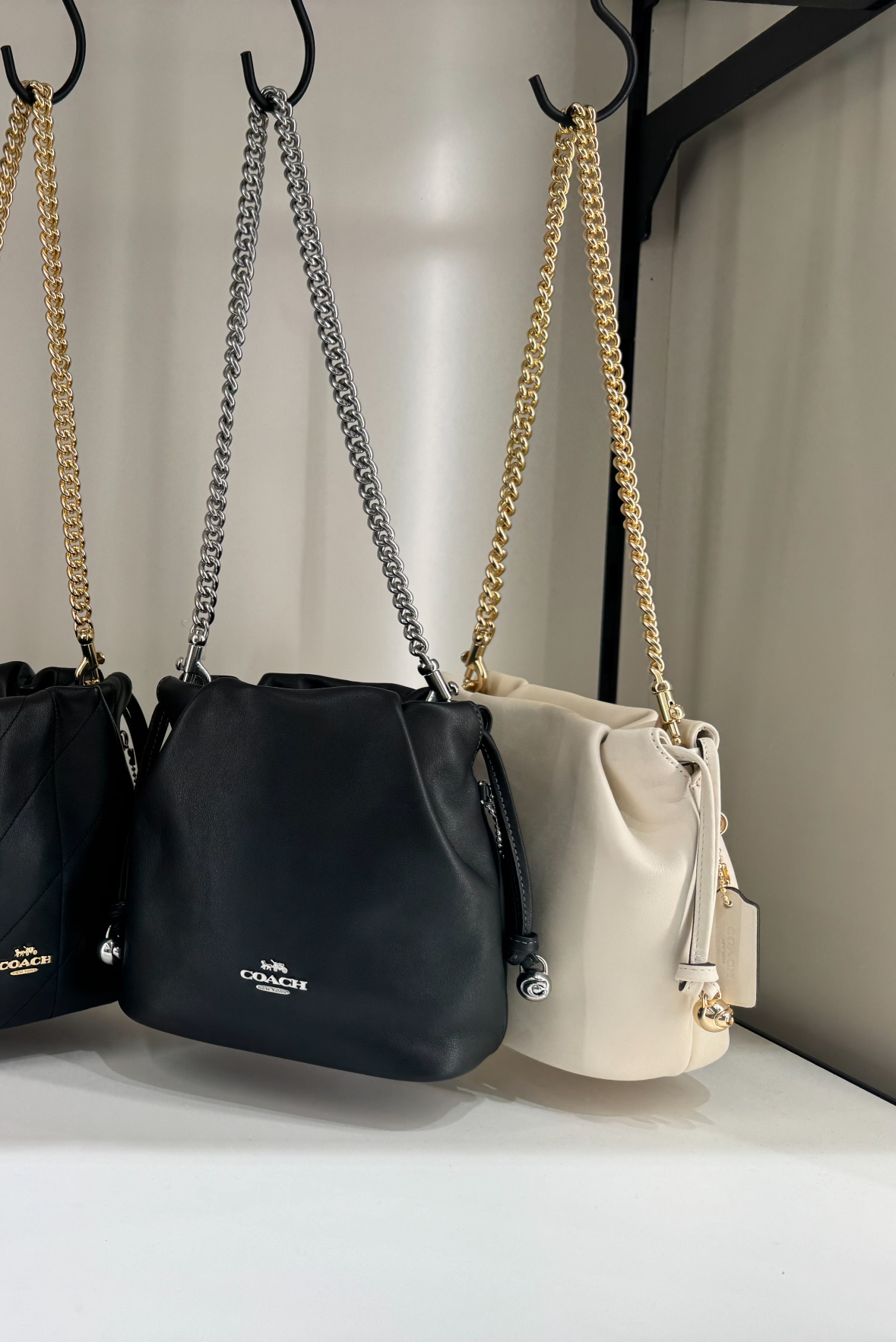 【預購】Coach N091158 Faye Mini 抽繩包