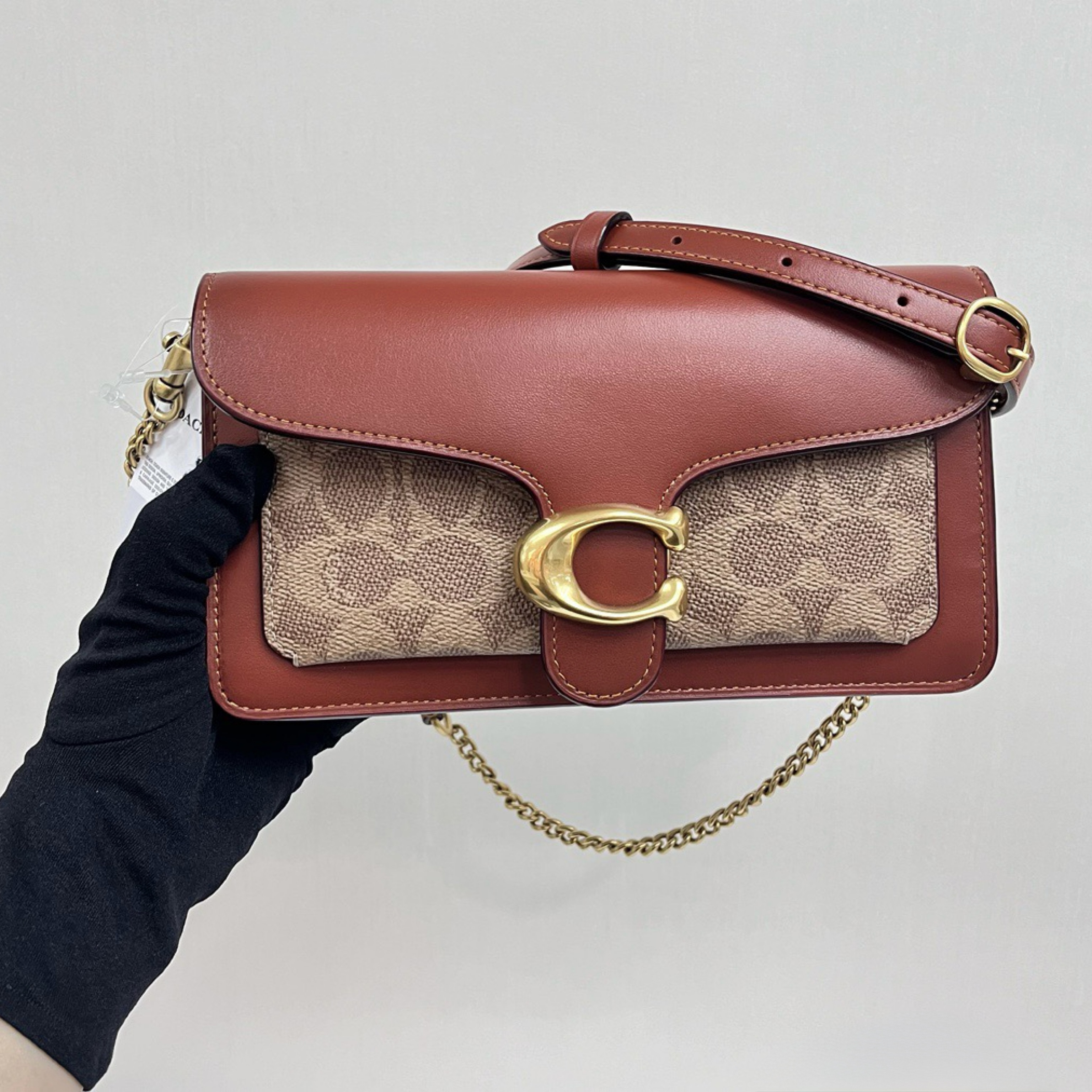Coach Tabby Signature 手袋