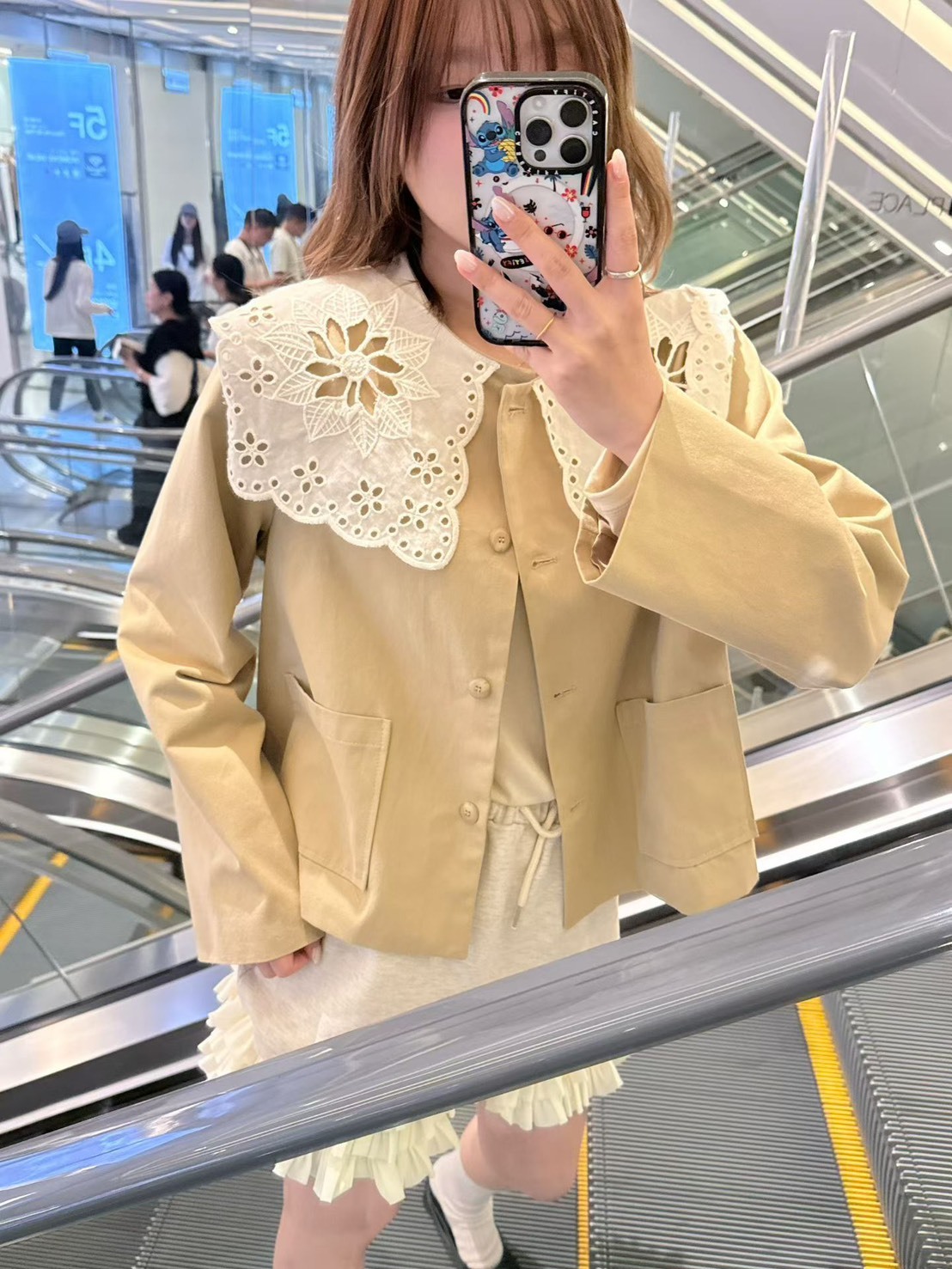 花葉洞蕾絲片夾克