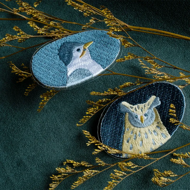 刺繡布章