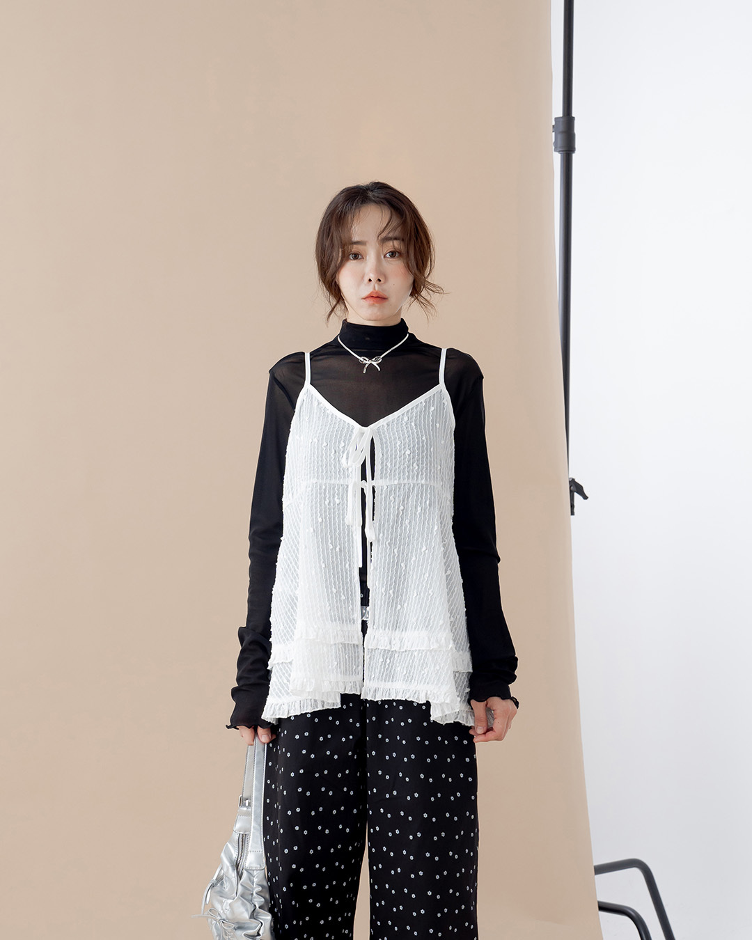 Sequined jacquard ruffled hem tie-up vest【01200008】in stock+pre-order