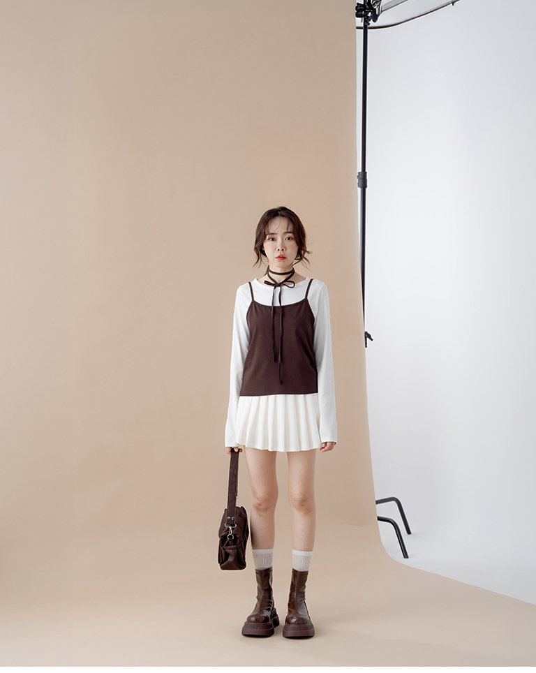 Simple color scheme, two-piece vest top with tie, available in three colors.【01099929】in stock+pre-order