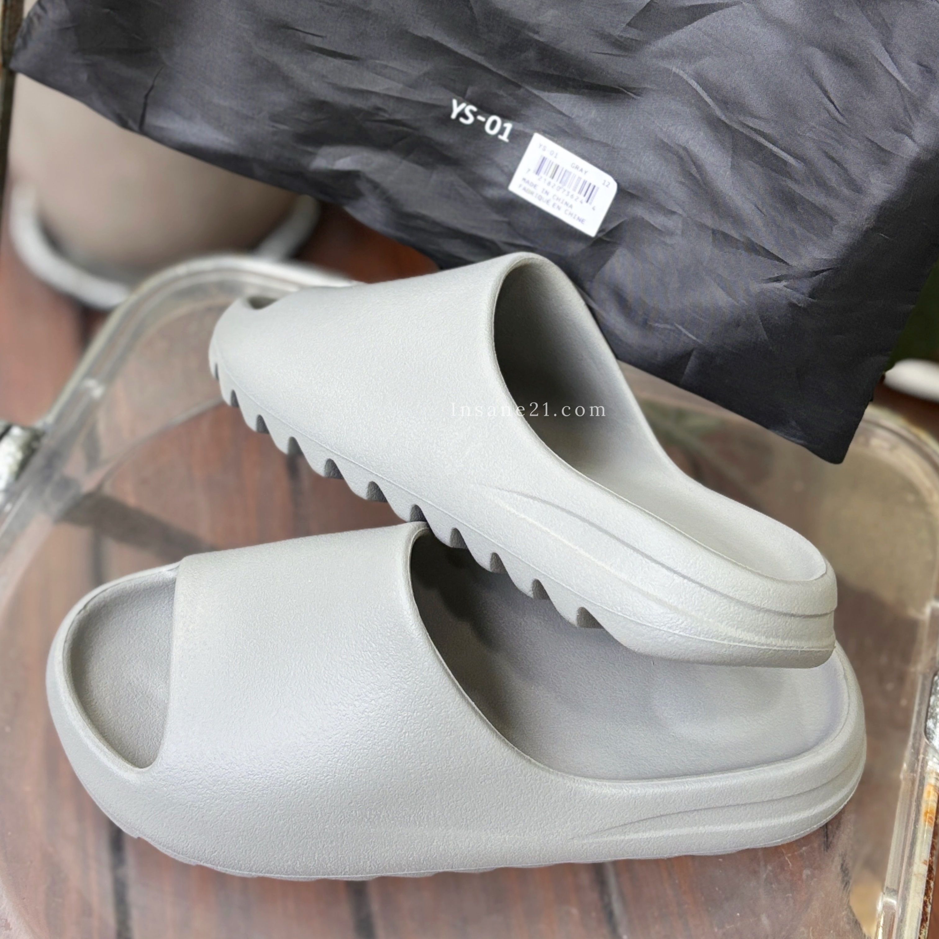 YEEZY SLIDE 鐵灰 深灰 YE KANYE WEST 拖鞋 鋸齒 休閒 YS-01