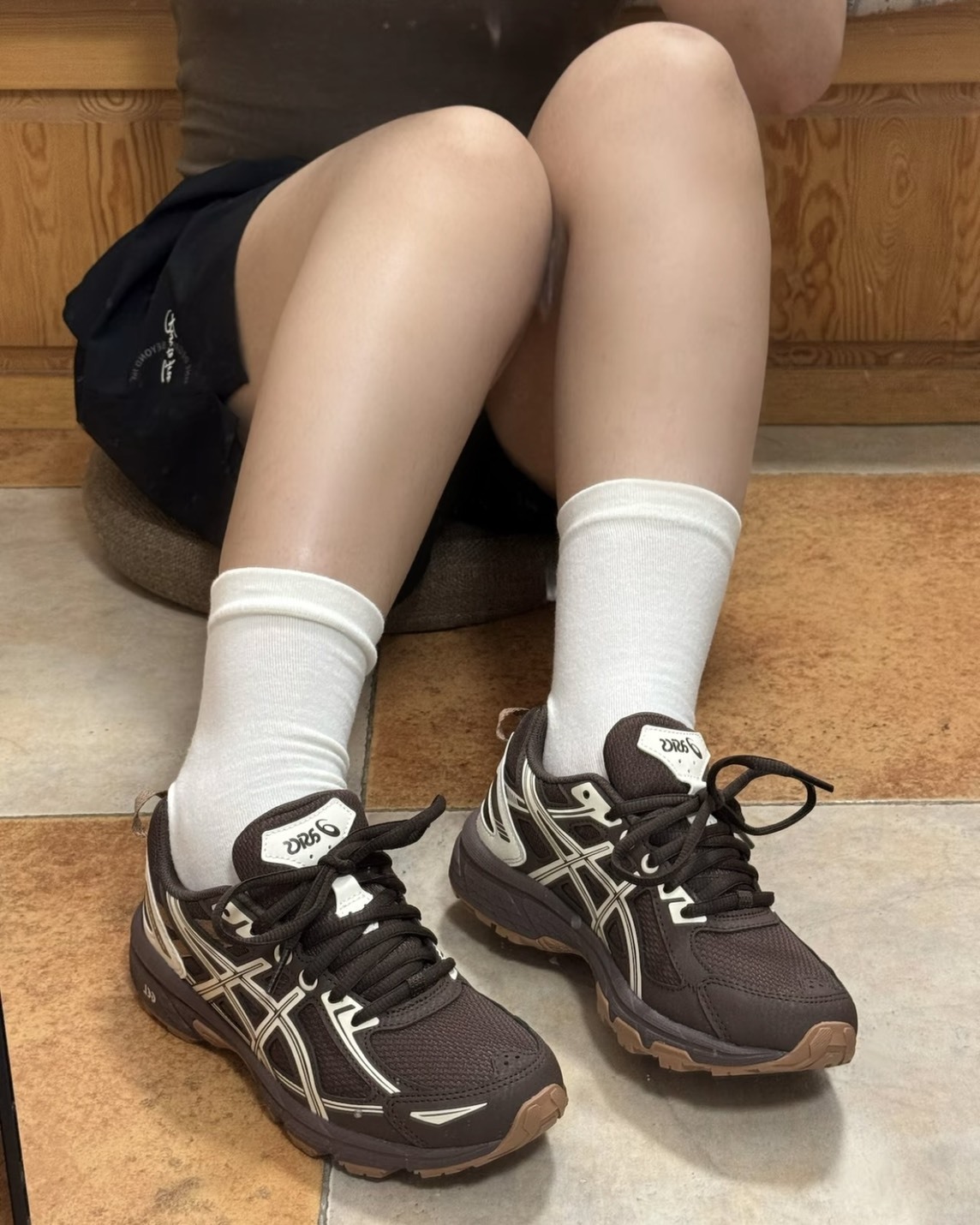 【預購】ASICS GEL-VENTURE 6 咖啡 1203B030200