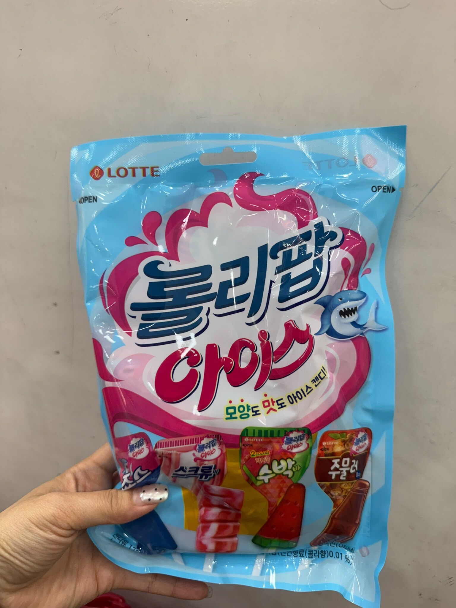 EQ46 韓國 Lotte樂天人氣可愛混合味棒棒糖132G  $39/1包