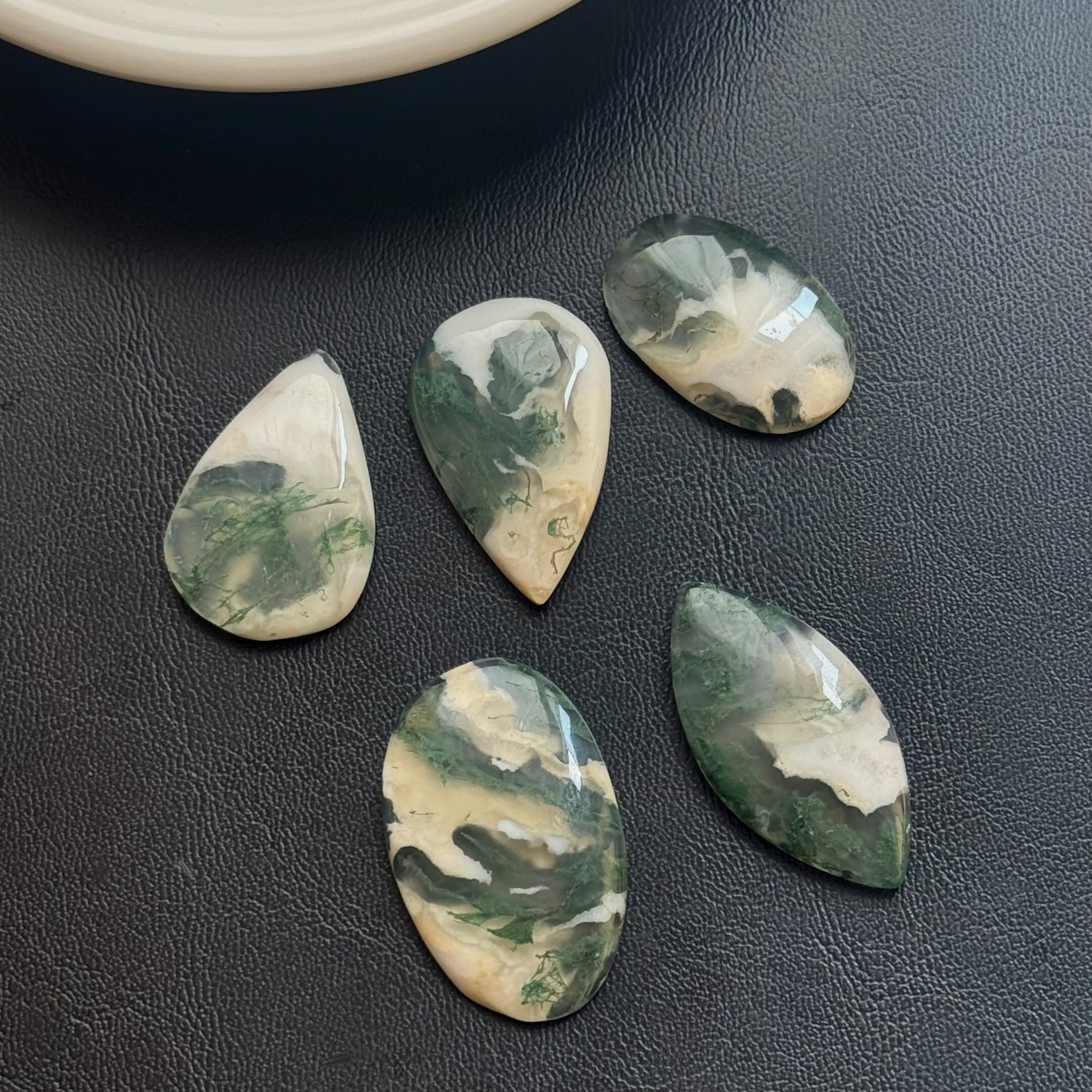 [原石] 水草瑪瑙 水晶蛋面 水晶墜面 約 27x18x4mm