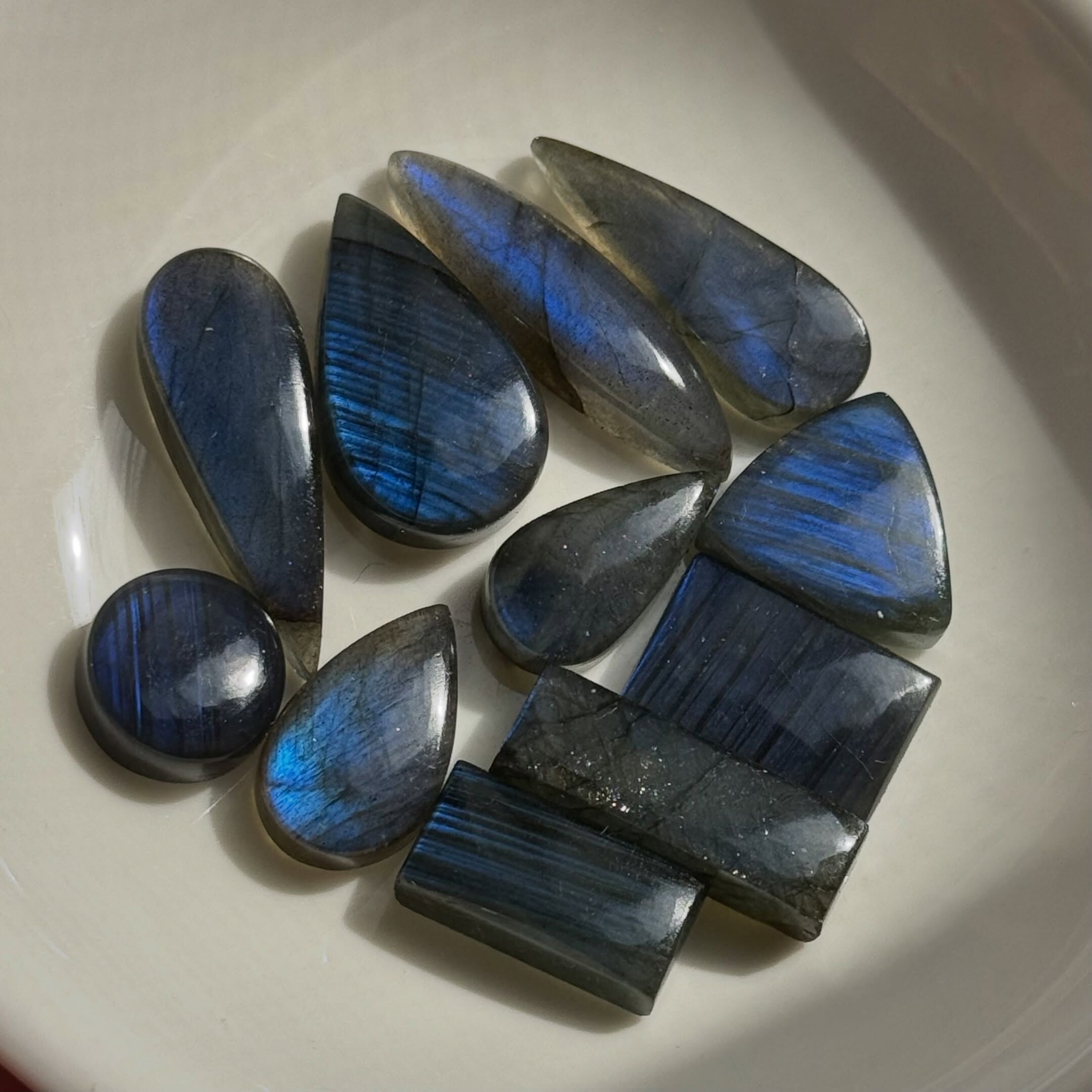 [原石] 魔鬼拉長石 水晶蛋面 約 20x12x4mm