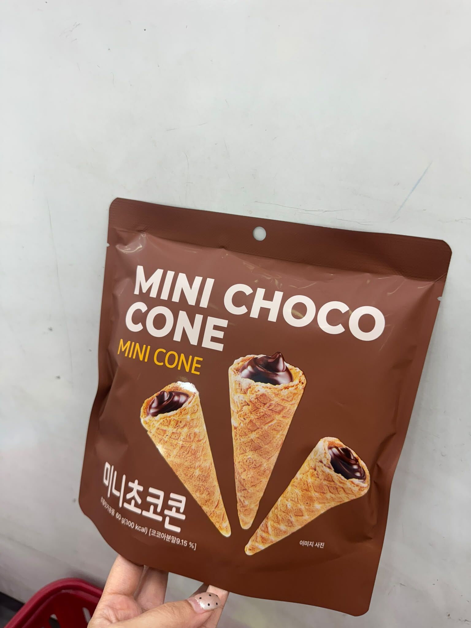 EQ54  韓國迷你巧克力威化蛋卷100G / 迷你巧克力甜筒60G / 韓國燕麥巧克力脆片80G / 迷你黑巧克力夾心威化餅乾88G $29/1包