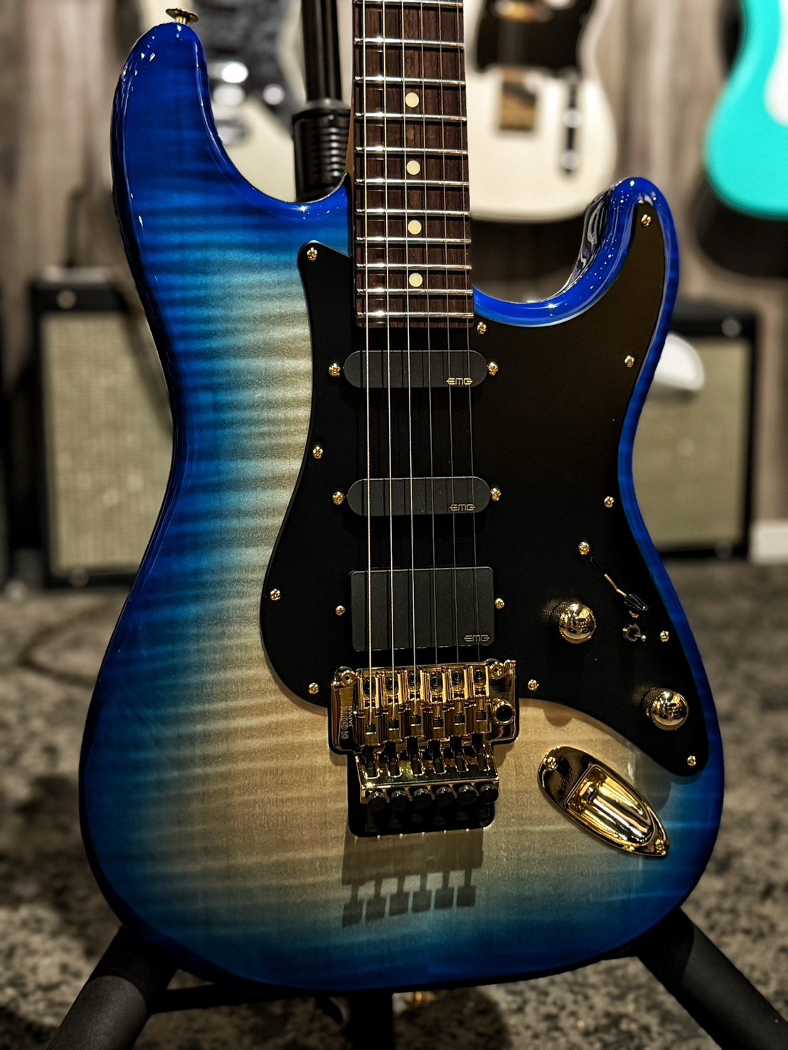 Suhr Classic S Studio Limited Edition Blue Burst
