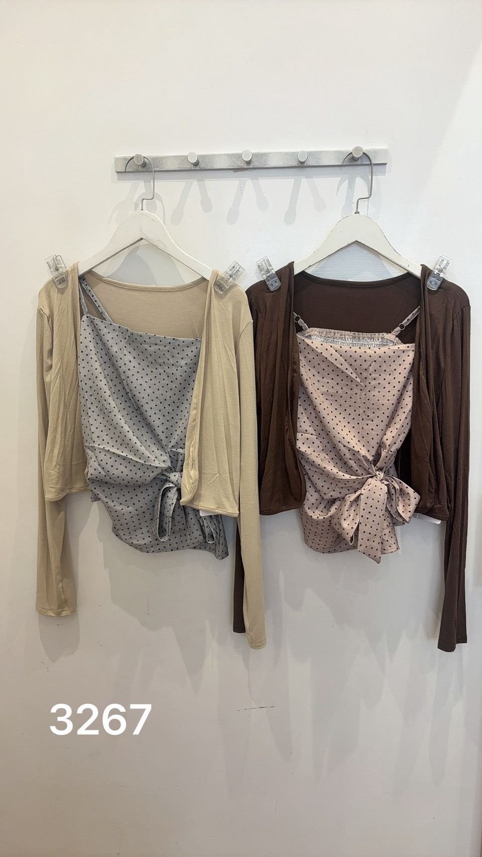 Polka dot tie-up set