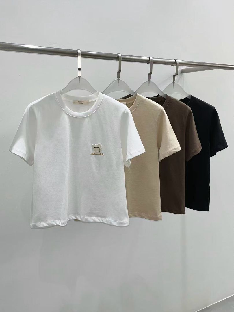 簡約百搭基本款★愛心小標刺繡短袖上衣