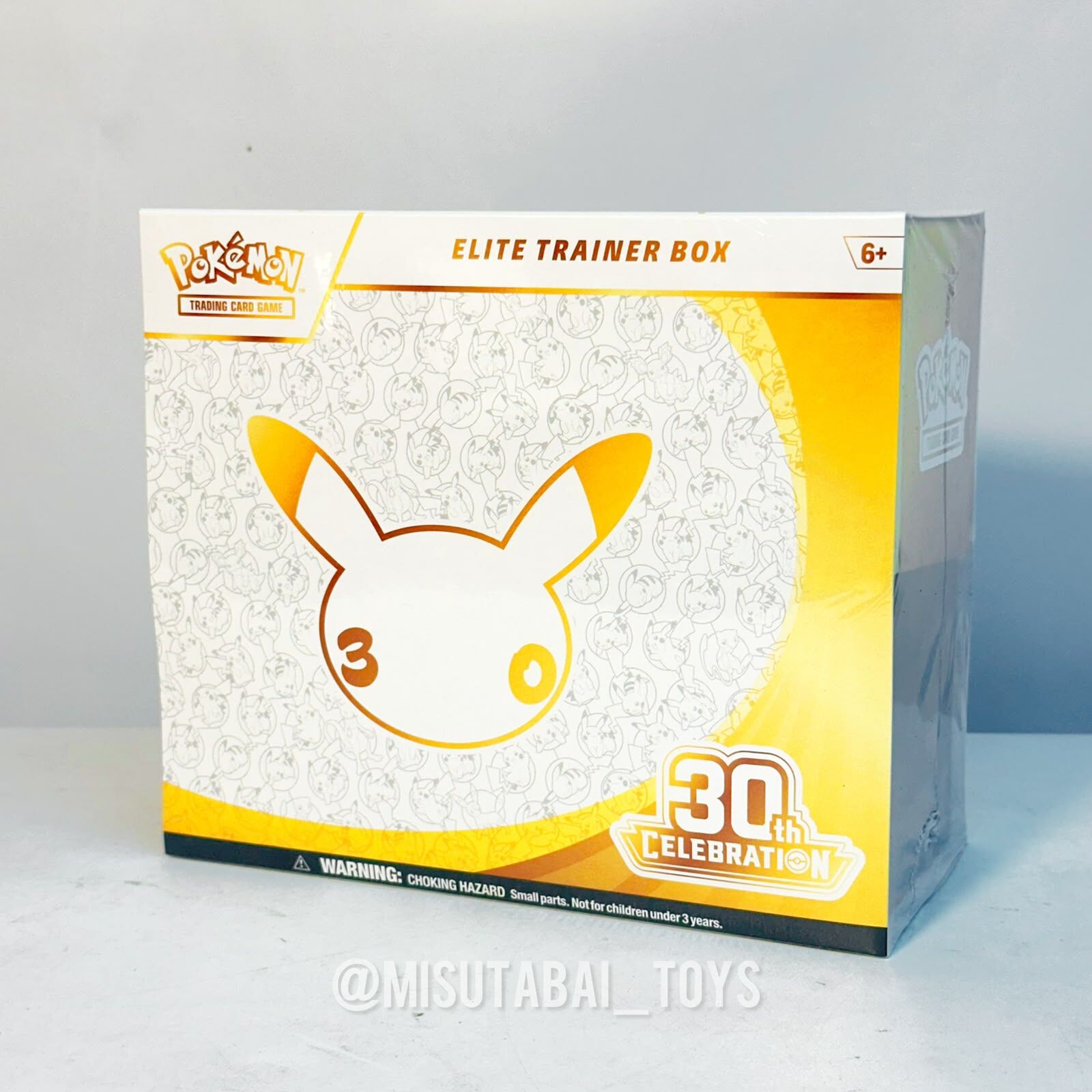 Pokémon TCG: 30th Celebration Elite Trainer Box
