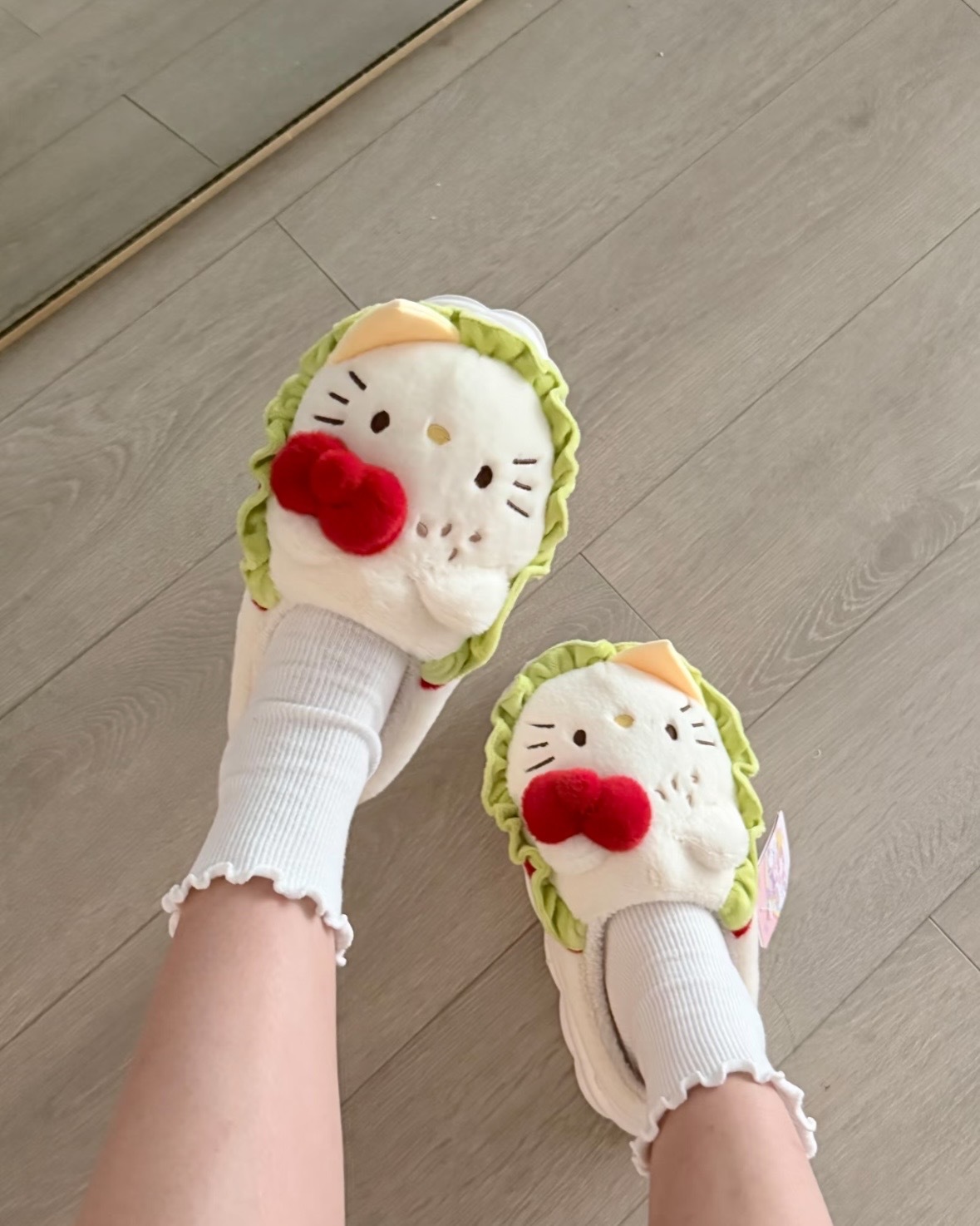 <姊妹一起買> Hello Kitty 正版授權 漢堡 增高 厚底 保暖 刷毛 拖鞋 三色