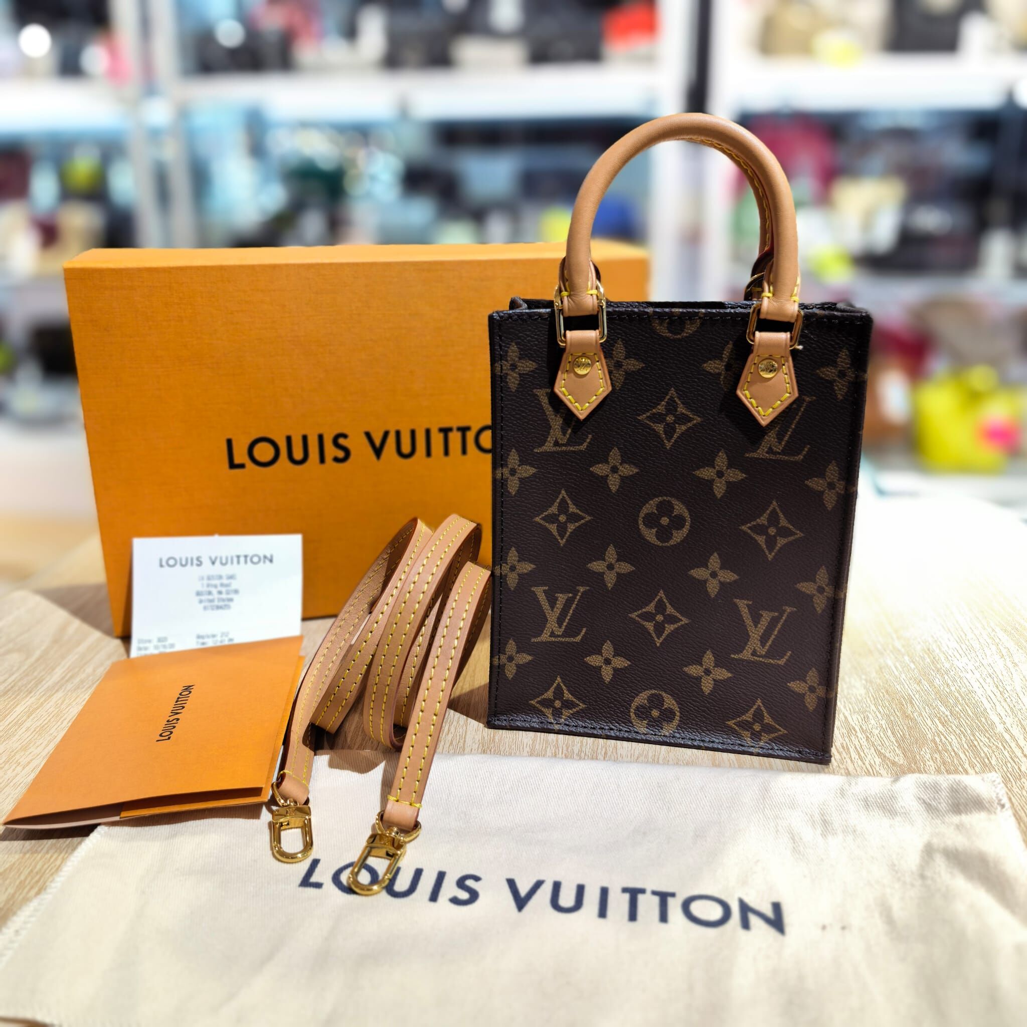99%NEW二手LV琴譜袋, M69442, Petit Sac Plat , 啡色帆布 Monogram #香榭站正品