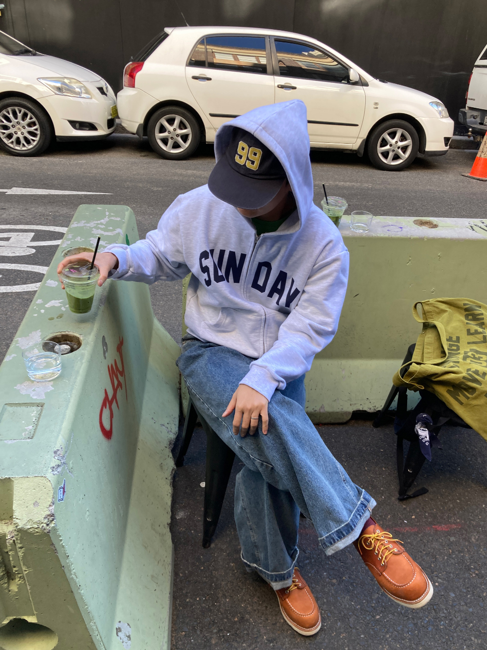 <一起穿好可愛> XIN SELECT 韓國 SUN DAY 字母 寬短 連帽 外套 三色