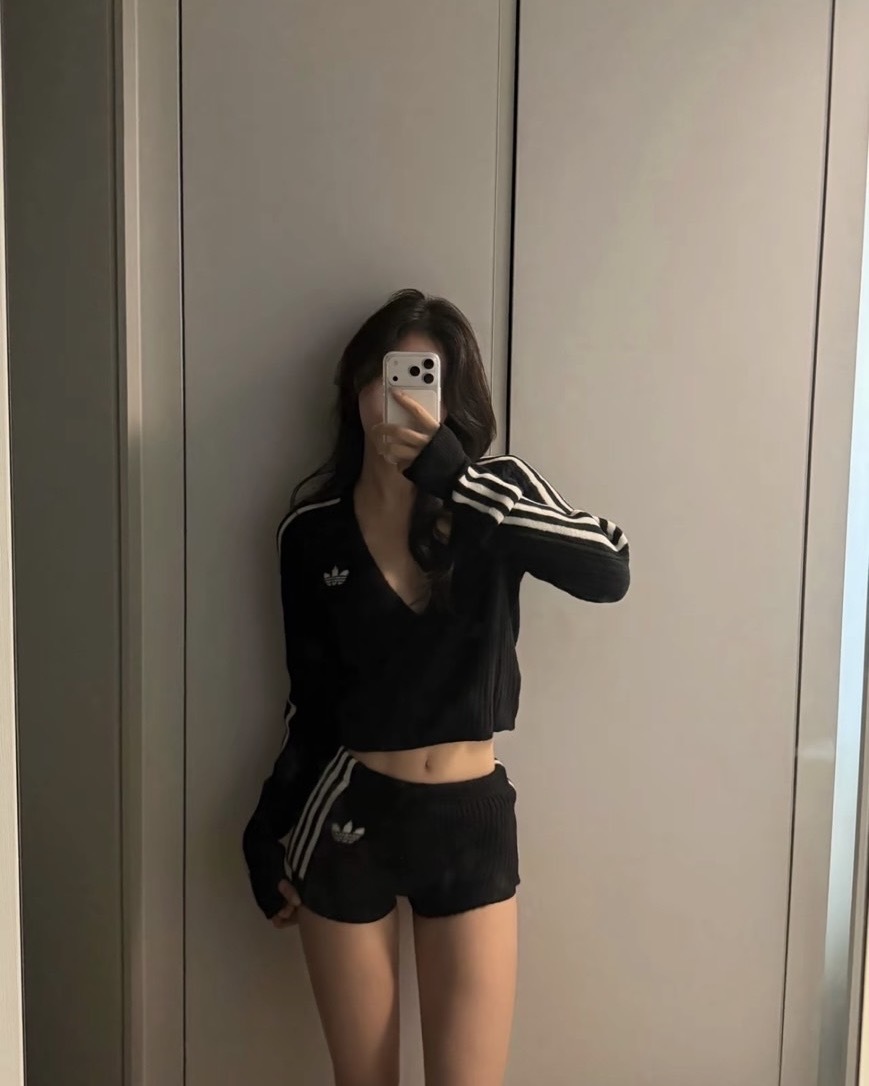 Adidas Originals x Jennie 聯名 金珍妮 針織 極短褲 兩色
