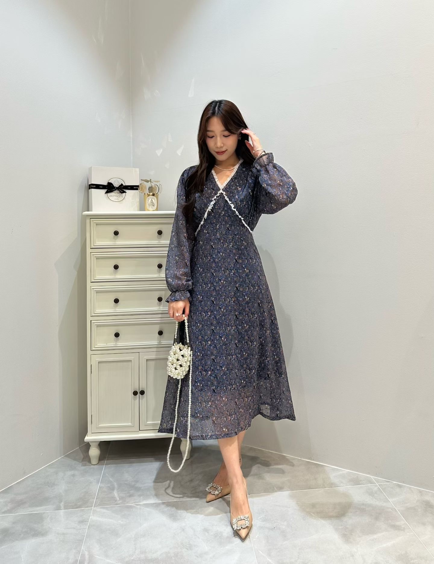 X印花V領綁帶長洋裝