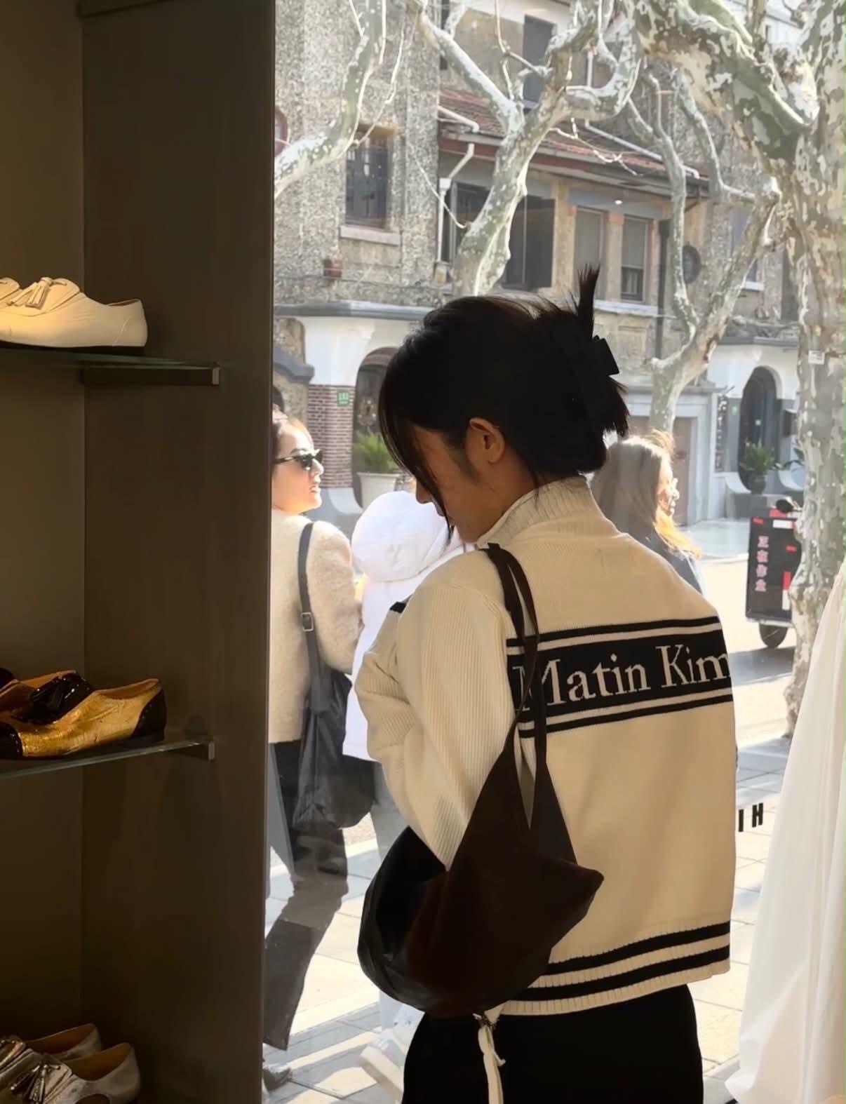 【預購】韓國 Matin kim 經典 Logo 標誌 Spell Point Stripe Knit Cardigan 撞色線條 針織 開襟衫 外套