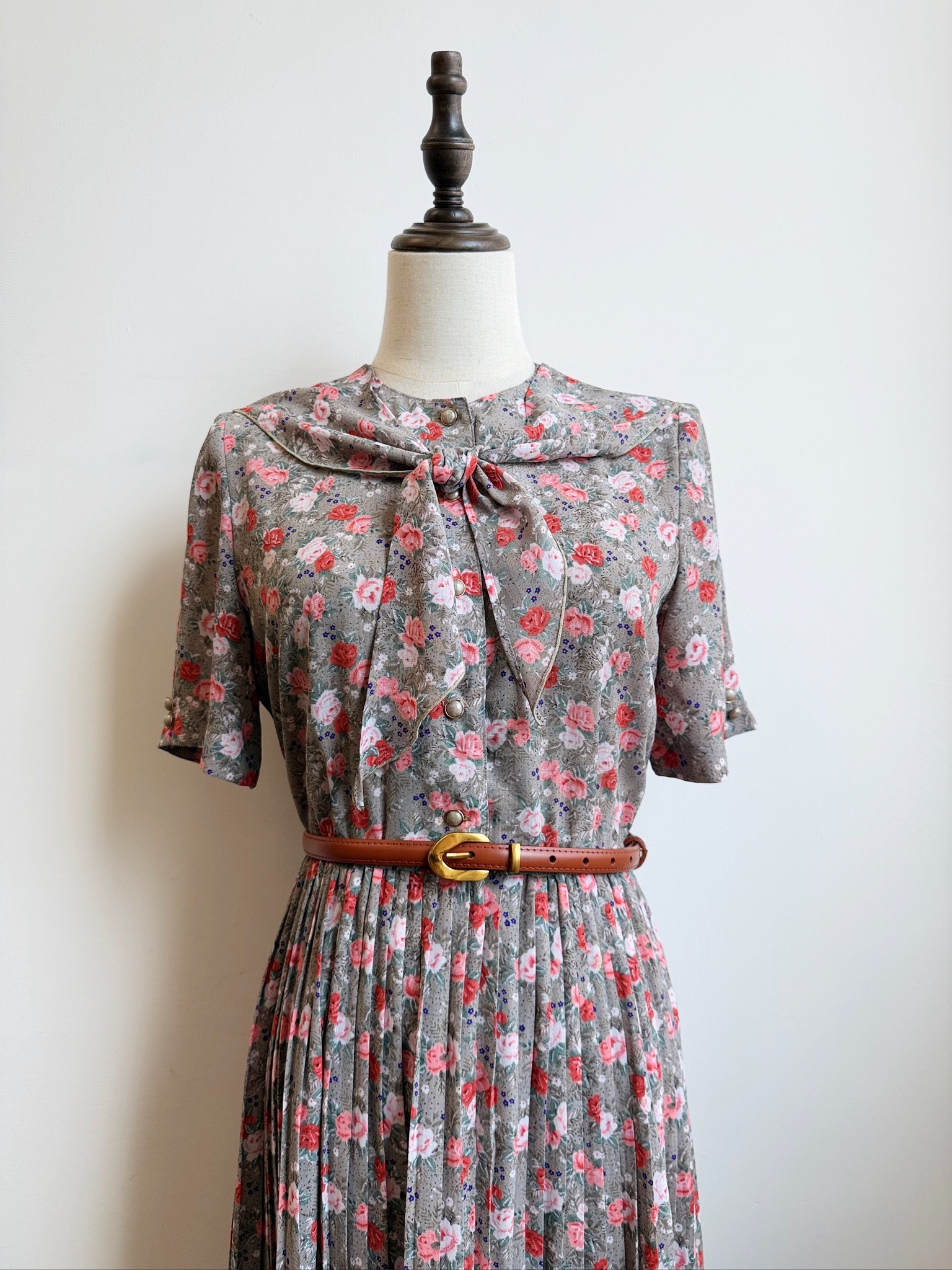 Misty Rose Vintage-Style Dress