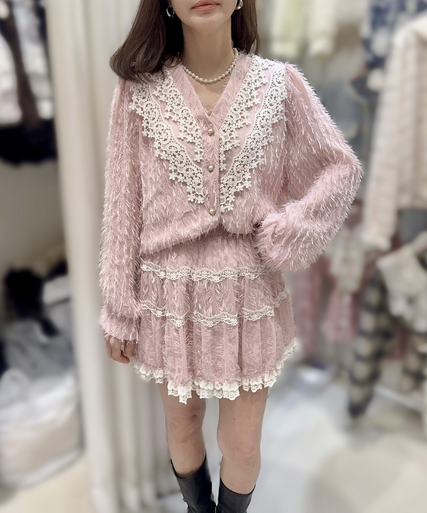 Y84  胸43 長22.5 $549  校長價