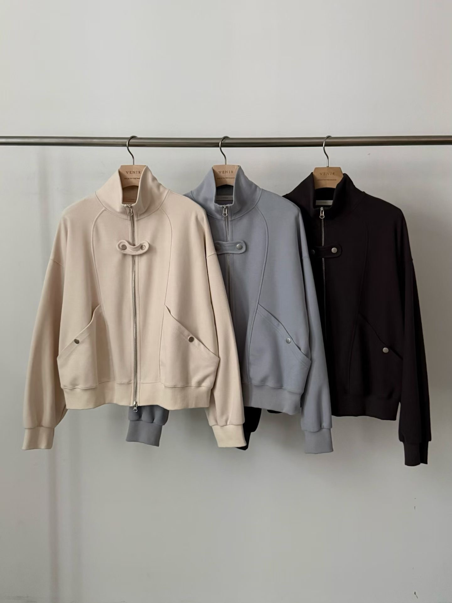 VE26127 Posy JK