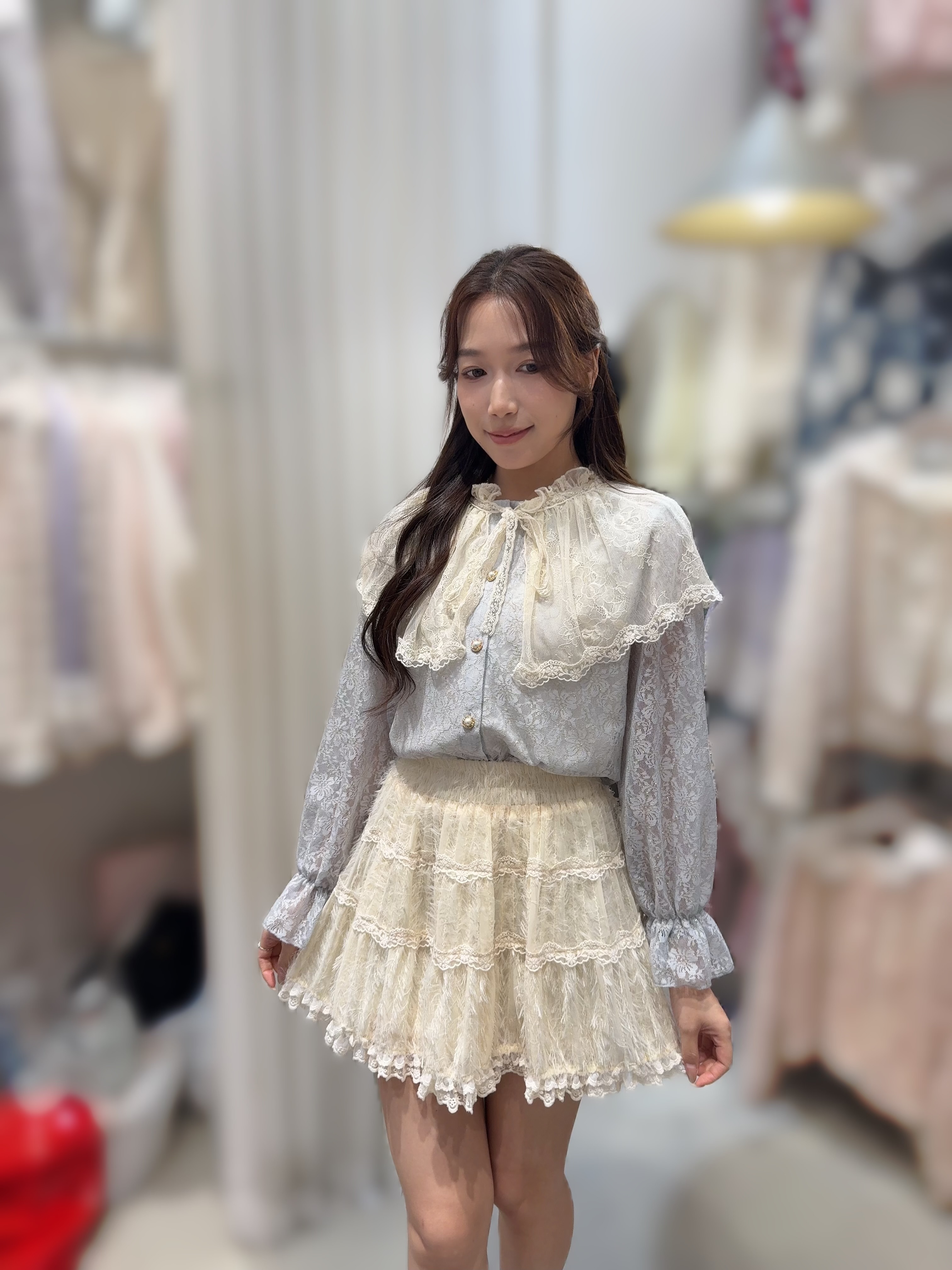 Y77  胸46 長22 $549  校長價