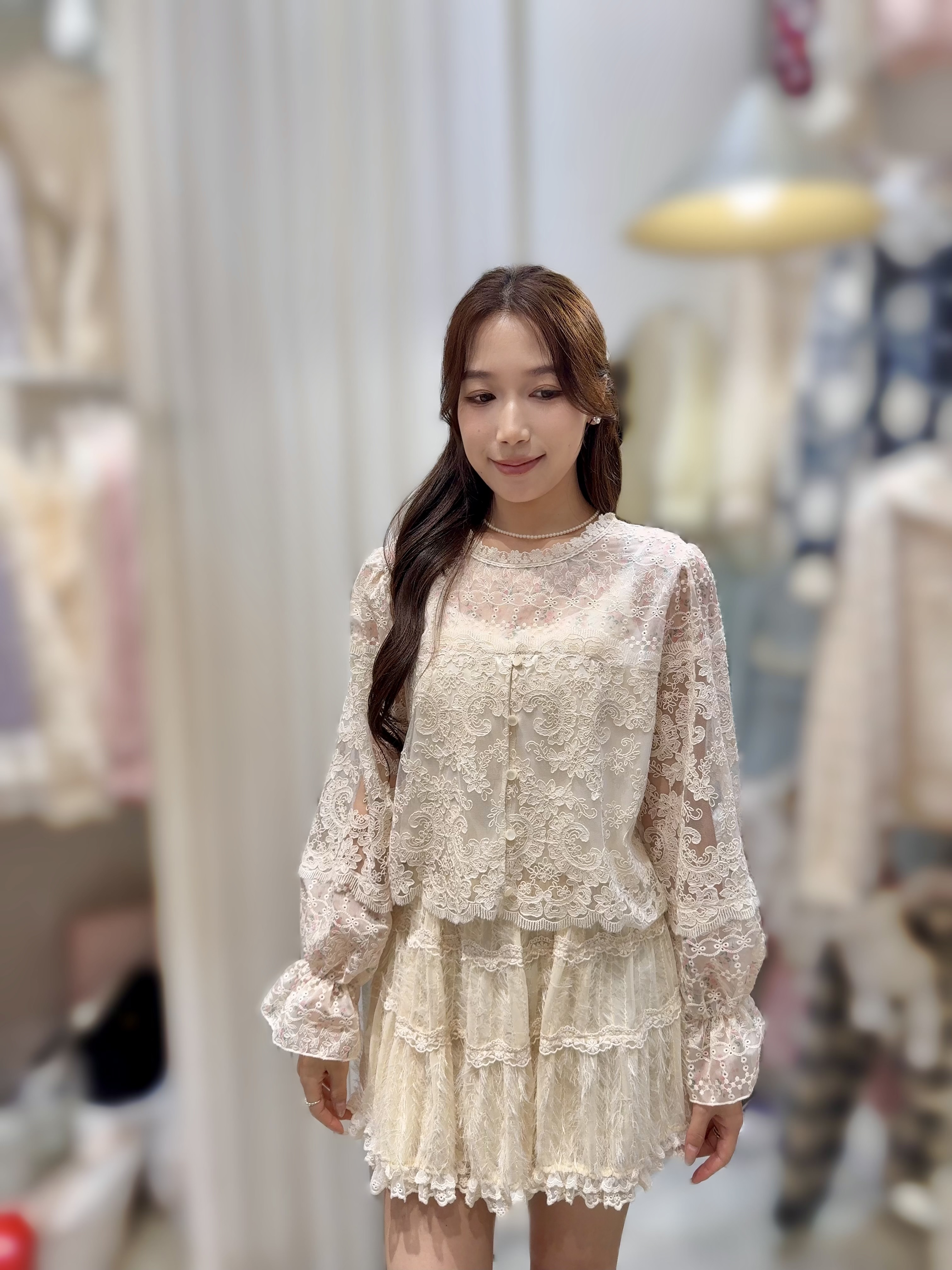 Y65  胸44 長19 $529 校長價