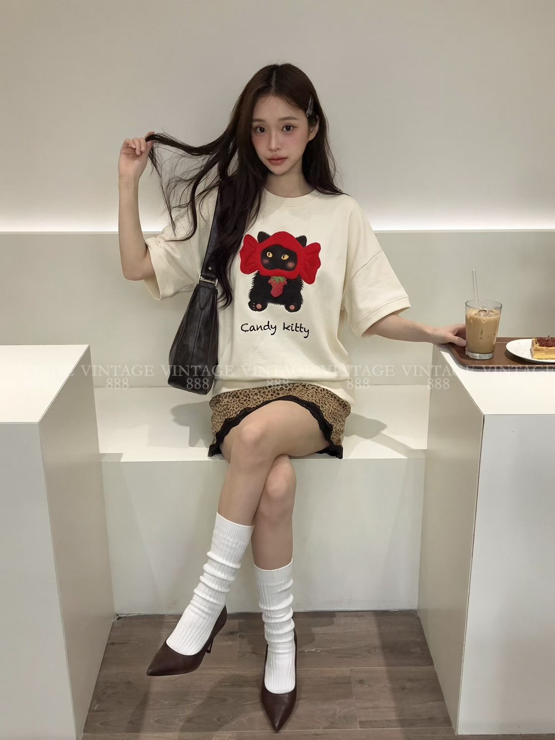 紅糖菓透套黑貓短袖T