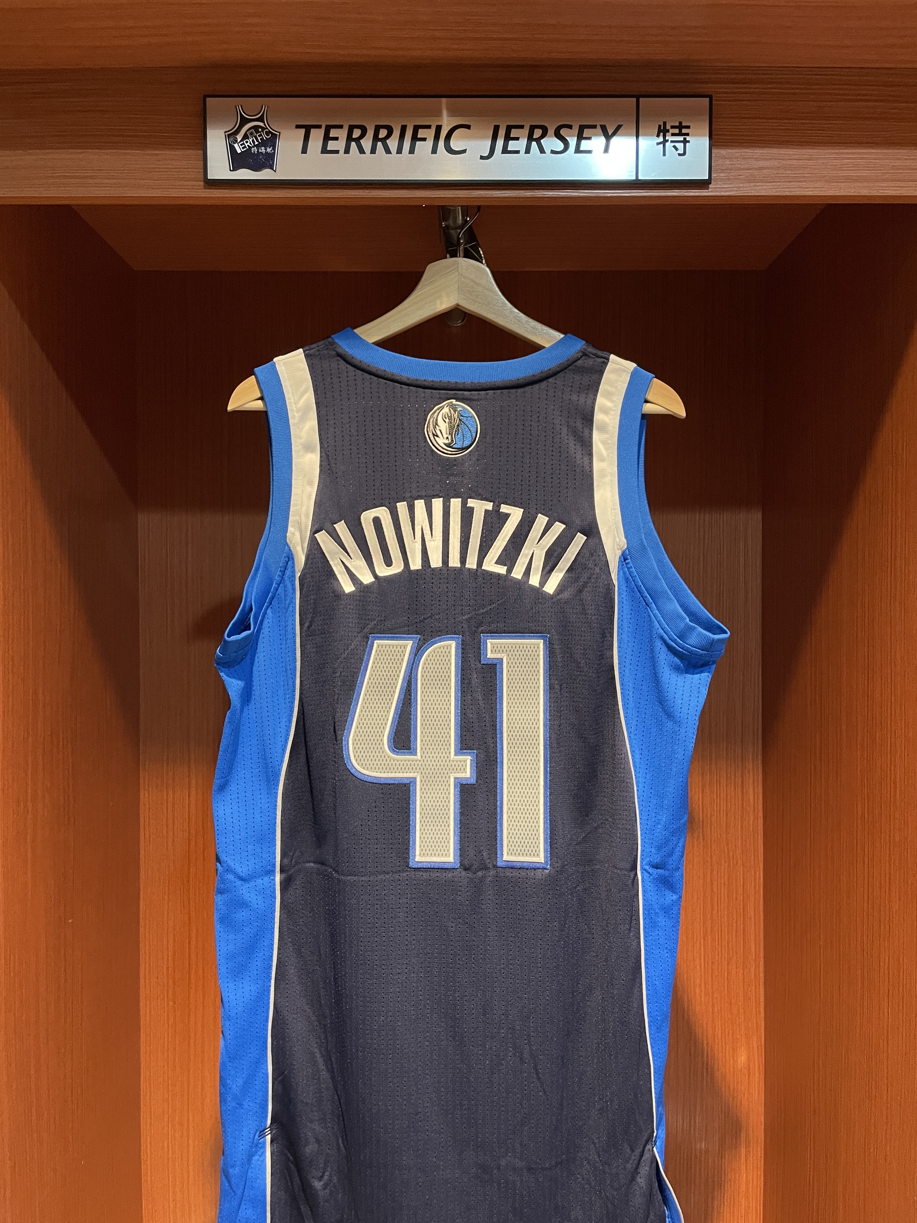 NBA球衣 Dirk Nowitzki 達拉斯小牛 二客深藍 Adidas Authentic 球員版 電繡 加長 全新