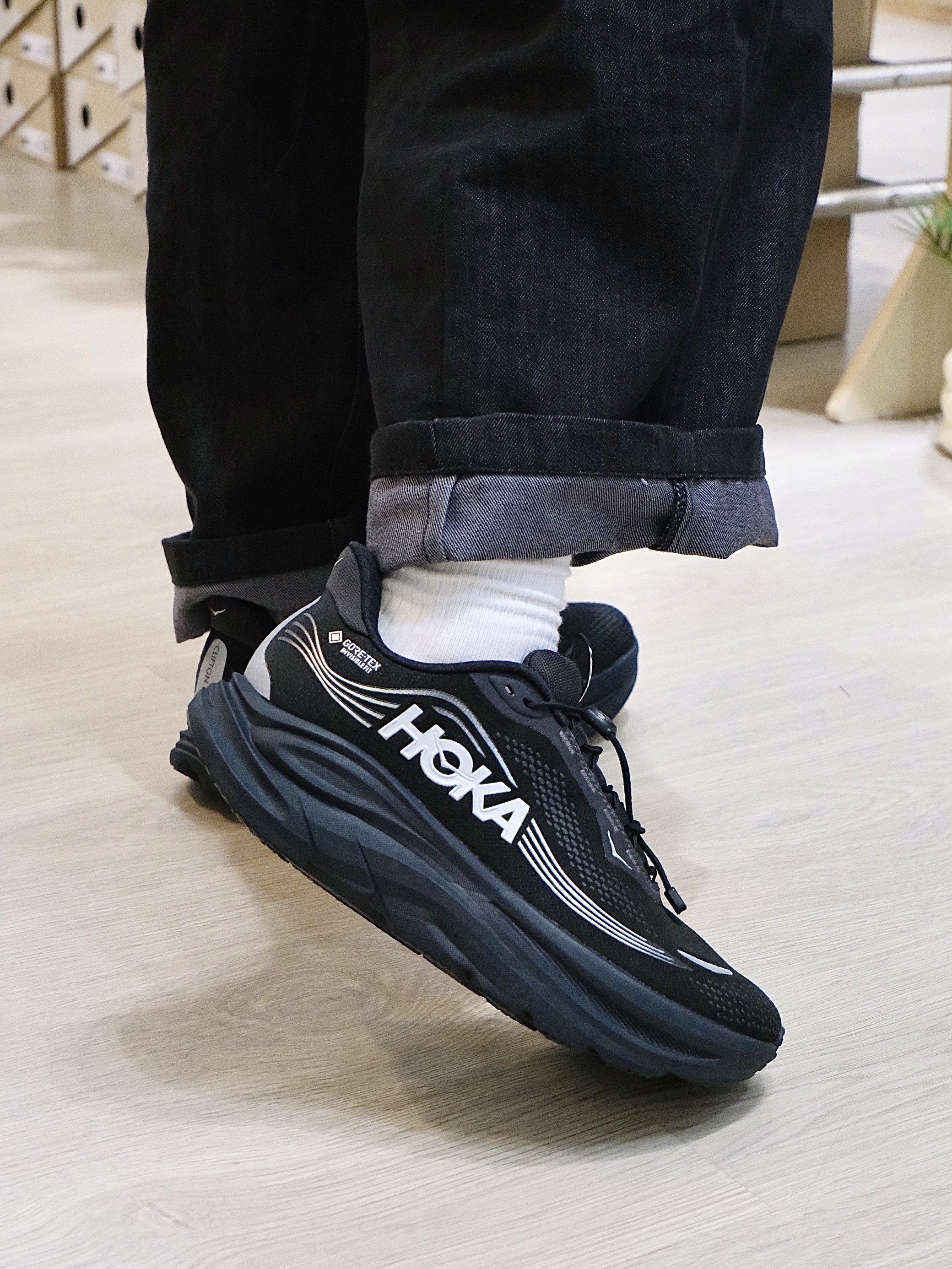 Hoka 女 Clifton 11 GTX Wide 路跑鞋 1177543BBLC