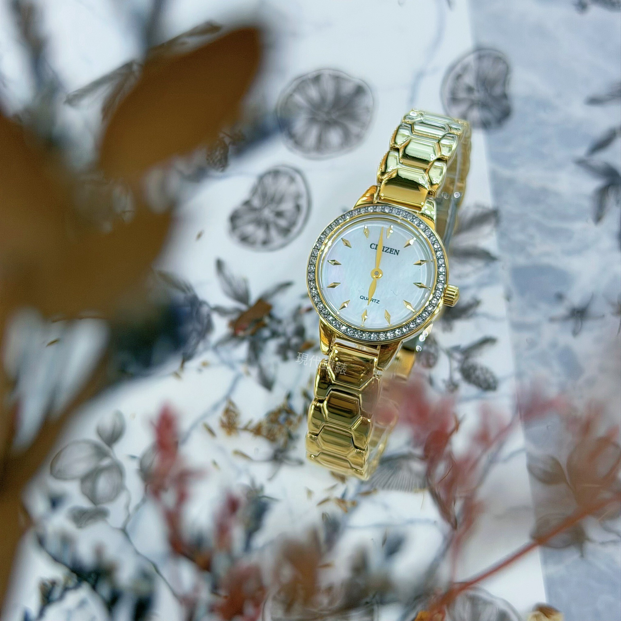 【CITIZEN 星辰】EZ7012-51D 24mm Modern Watch