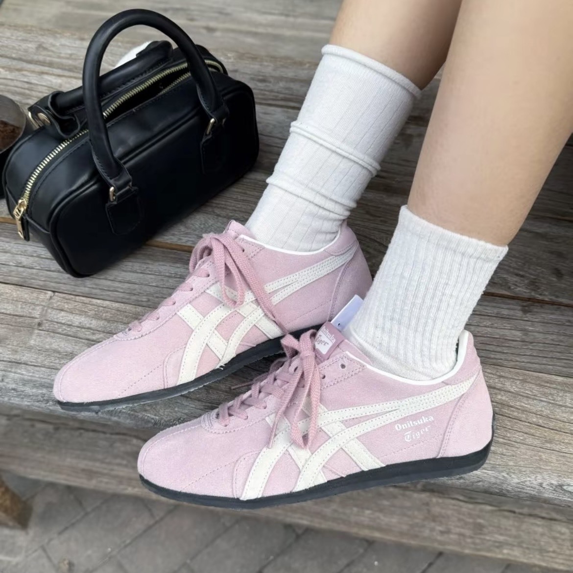 【代購】Onitsuka Tiger RUNSPARK 復古麂皮休閒鞋 粉色