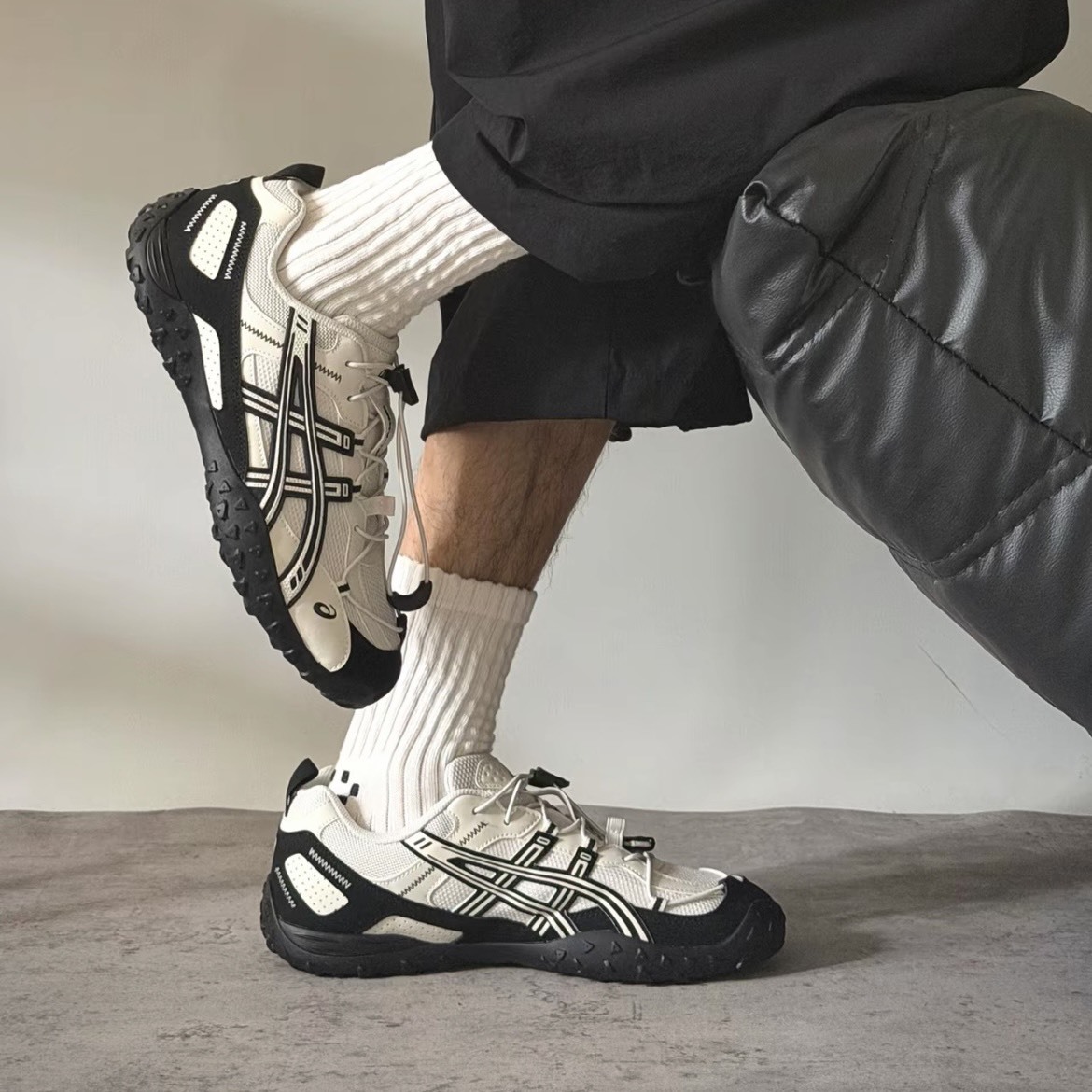 【代購】ASICS GEL-AMMG 復古薄底緩震休閒跑鞋 男女同款