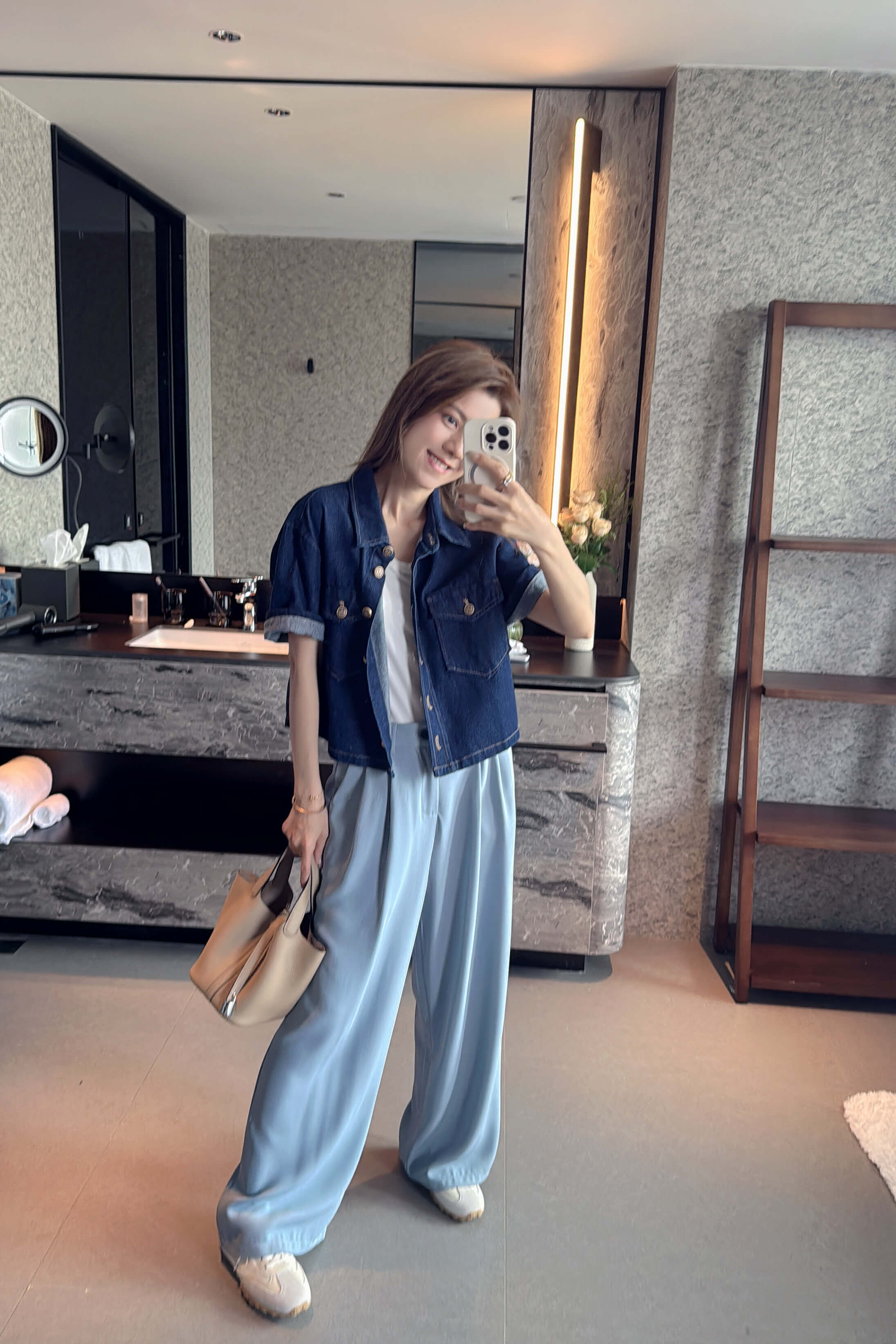 Short Sleeve Cropped Denim Jacket _JK259L01