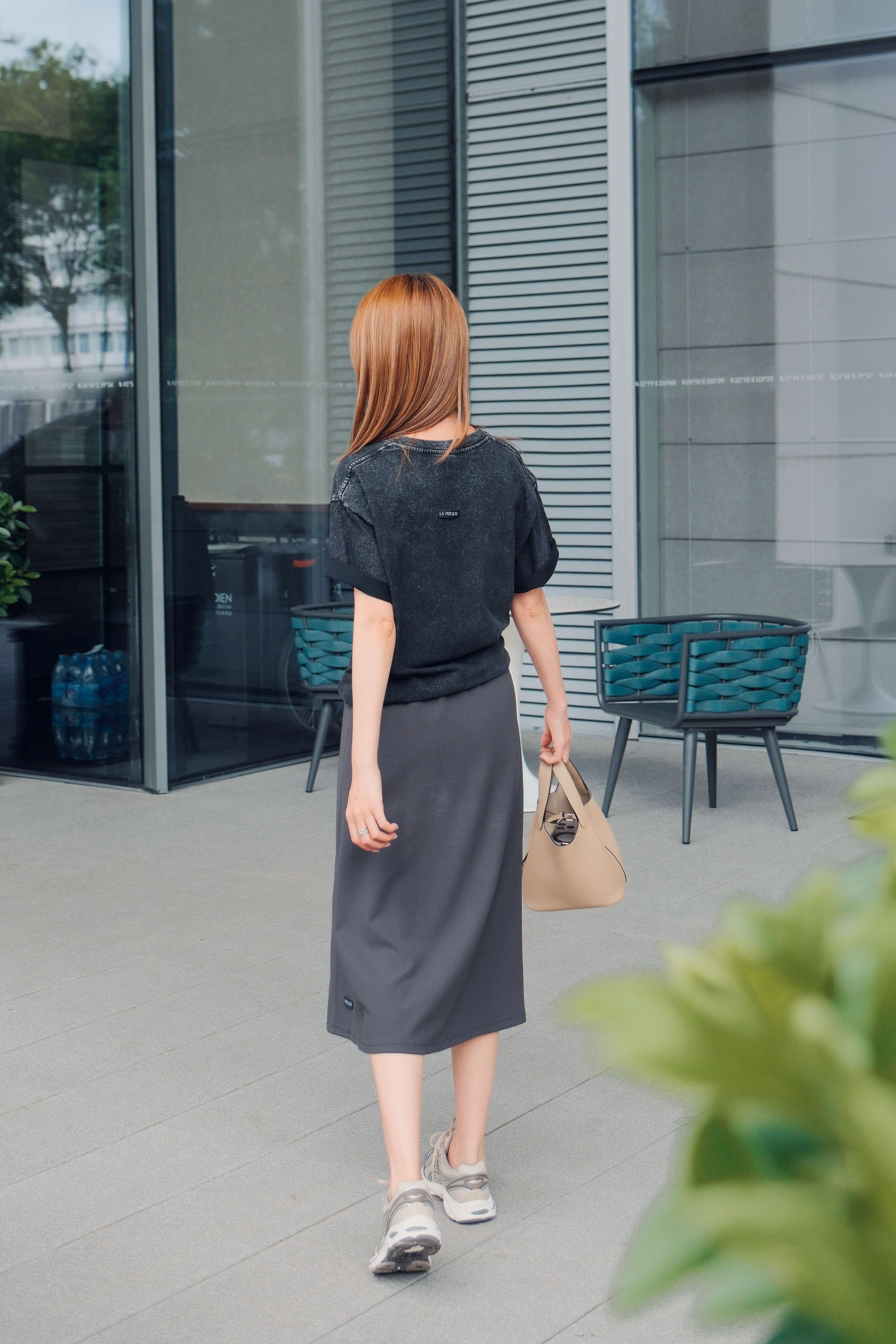 Elastic Waist Viscose-Blend Midi Skirt_SK258L06