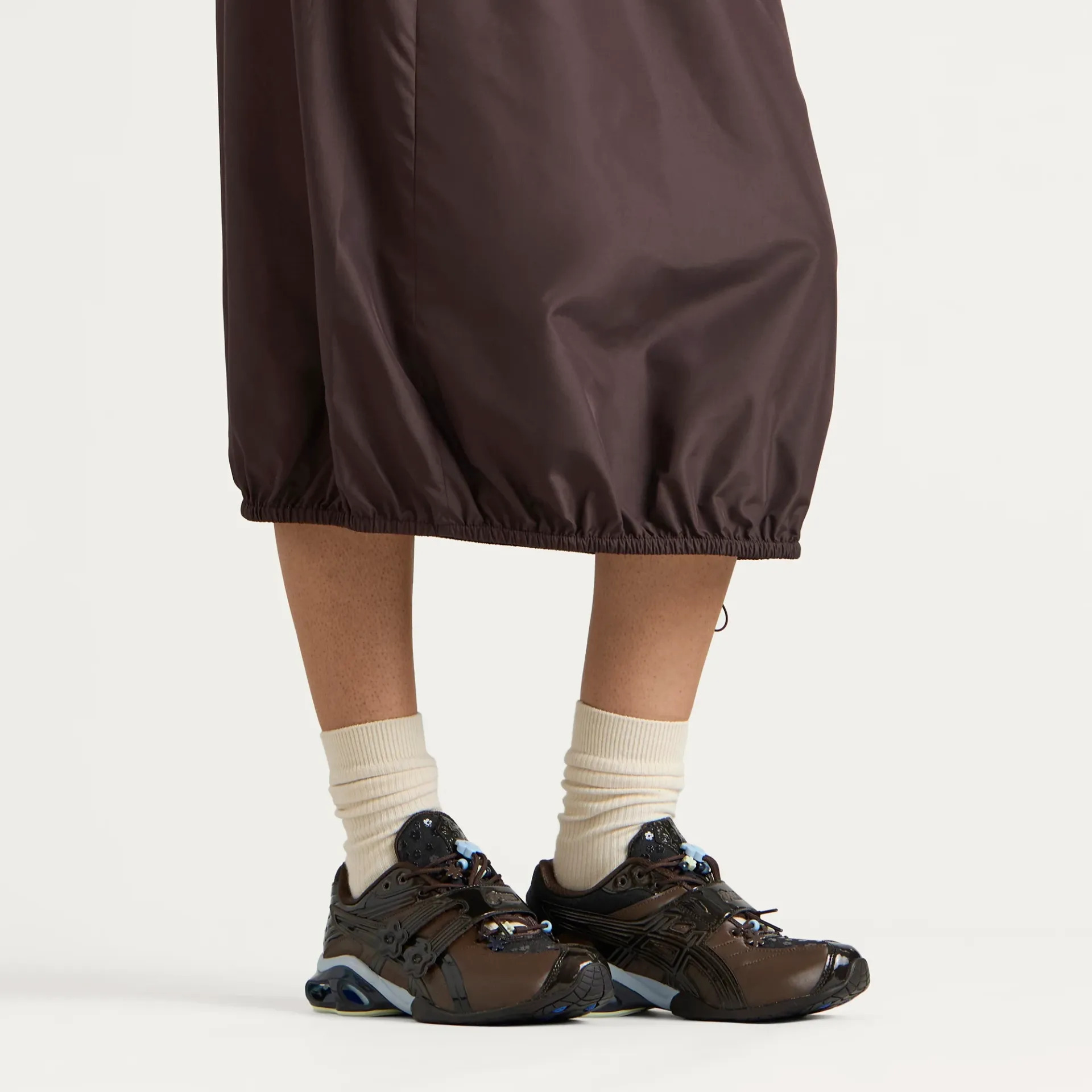 【代購】ASICS × Cecilie Bahnsen GEL-KINETIC FR 聯名跑鞋 女款 深棕