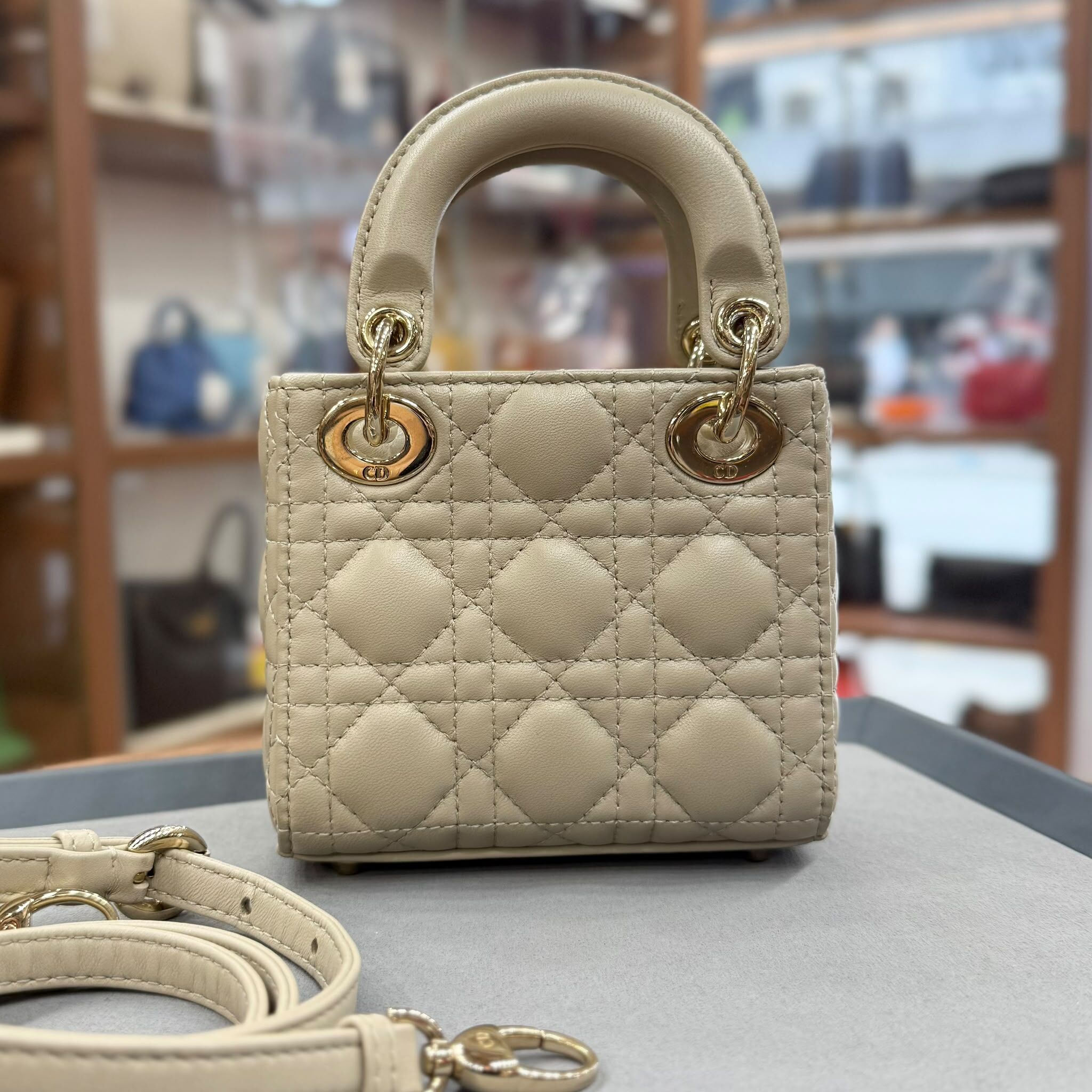 90%NEW USED LADY DIOR MICRO LAMSKIN 灰色淡金扣羊皮 10-MA-0242 #迪奧戴妃
