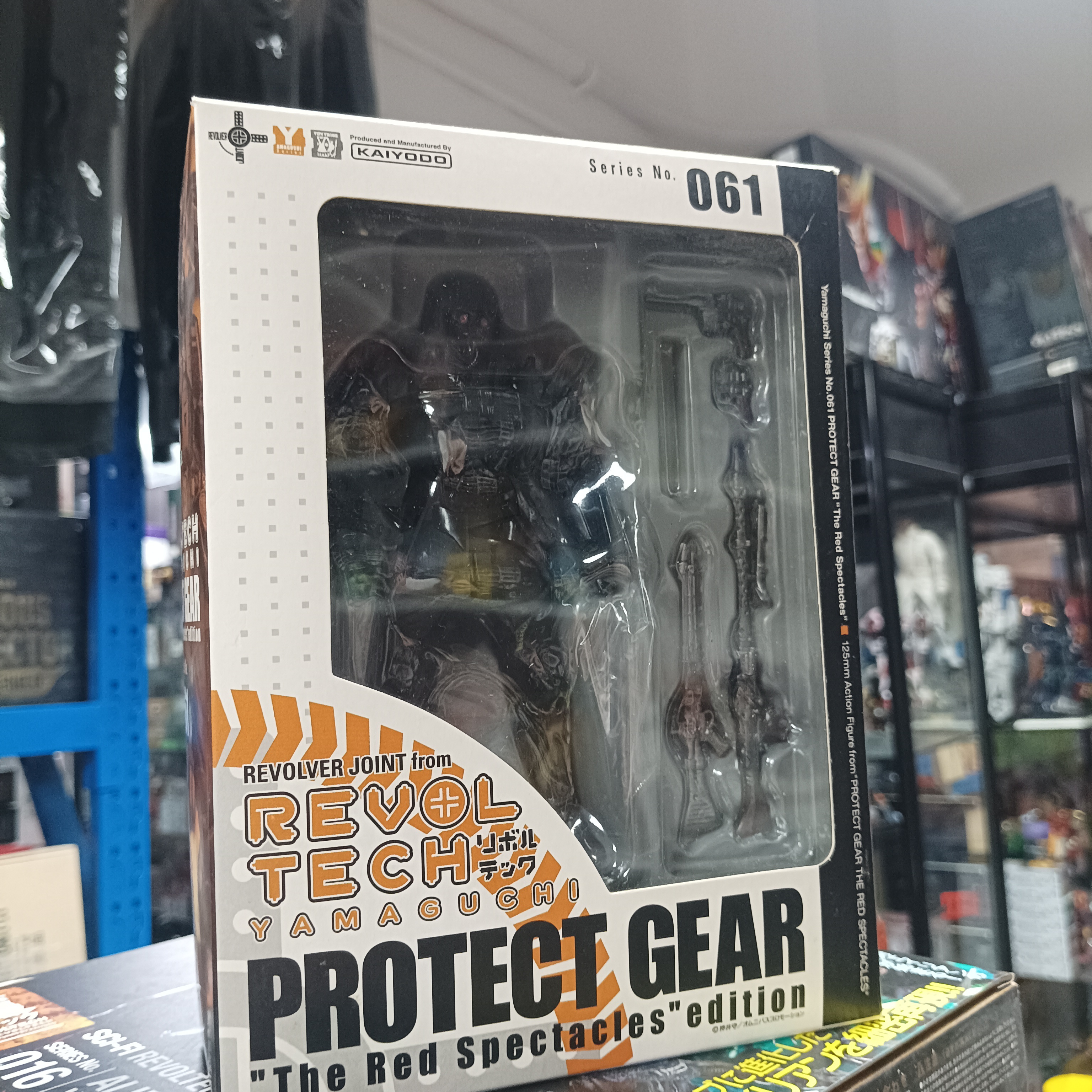 寄賣-海洋堂 山口式 061 Protect Gear The red spectacles edition